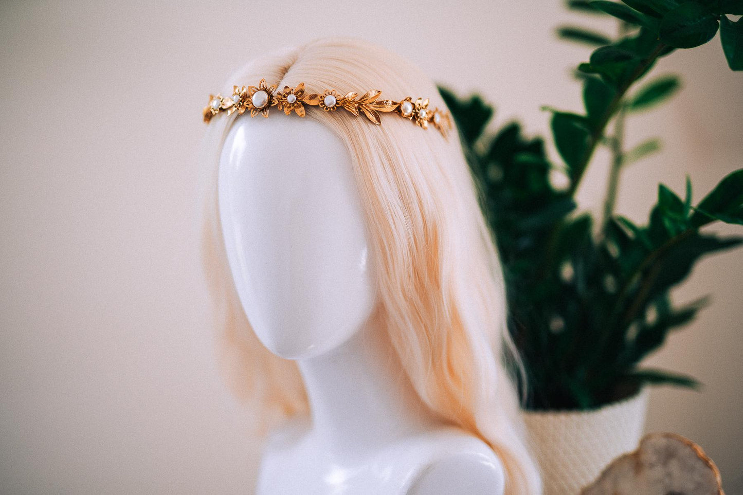 Gold Leaf Pearl Bridal Tiara, Minimalist Wedding Crown, Boho Hair Accessory