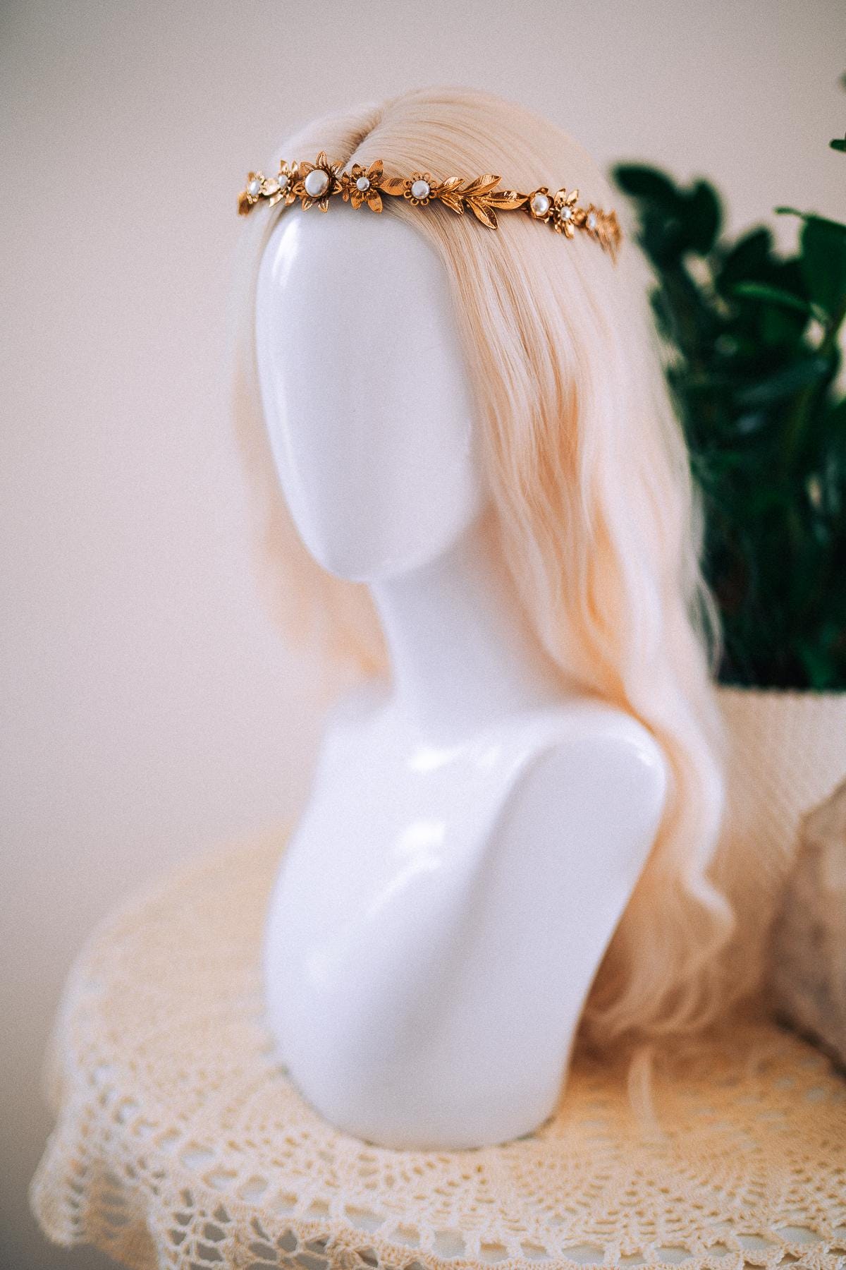Gold Leaf Pearl Bridal Tiara, Minimalist Wedding Crown, Boho Hair Accessory