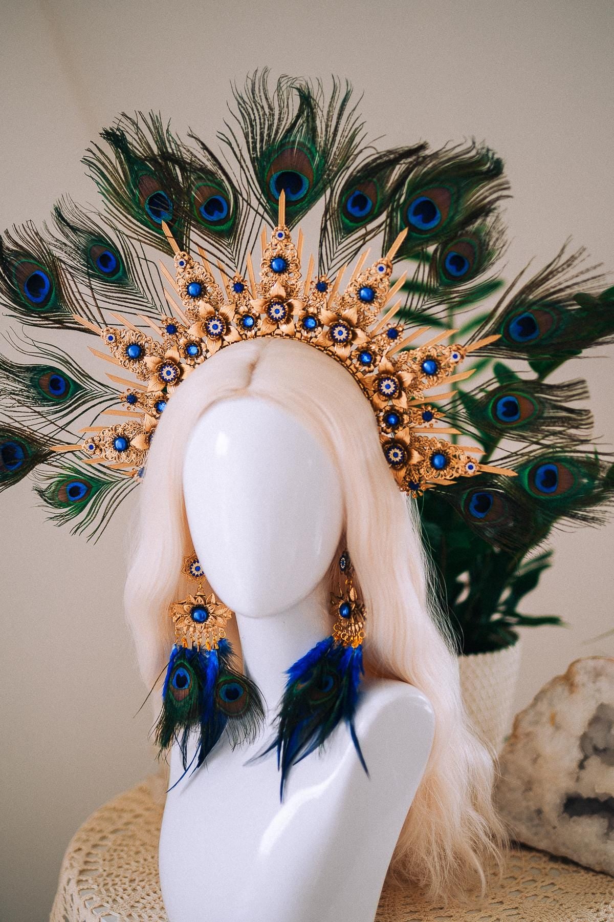 Peacock Feather Halo Crown, Blue Fantasy Crown, Masquerade Headpiece, Venetian Ball Crown, Royal Blue Goddess Headpiece