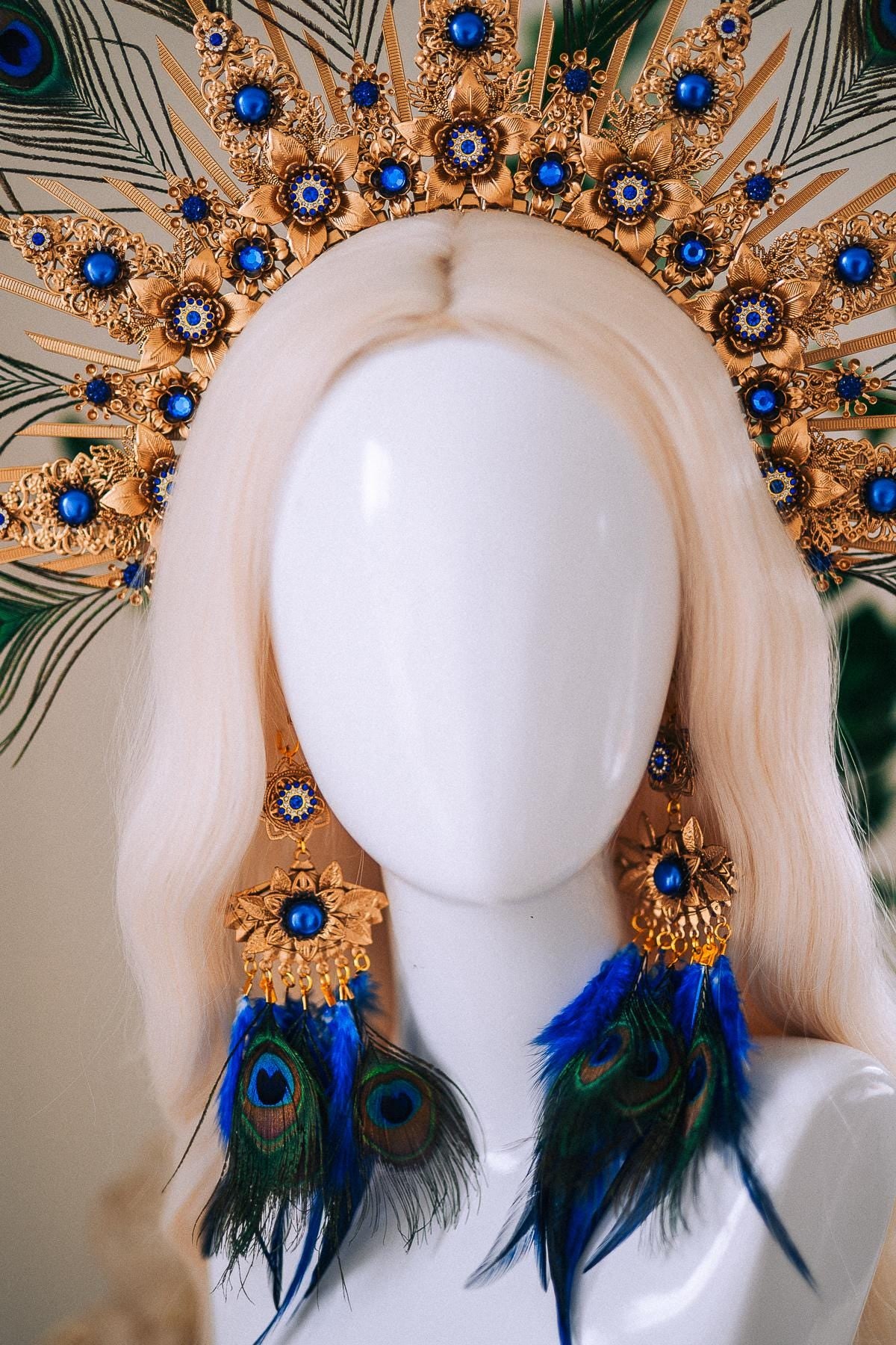 Peacock Feather Halo Crown, Blue Fantasy Crown, Masquerade Headpiece, Venetian Ball Crown, Royal Blue Goddess Headpiece