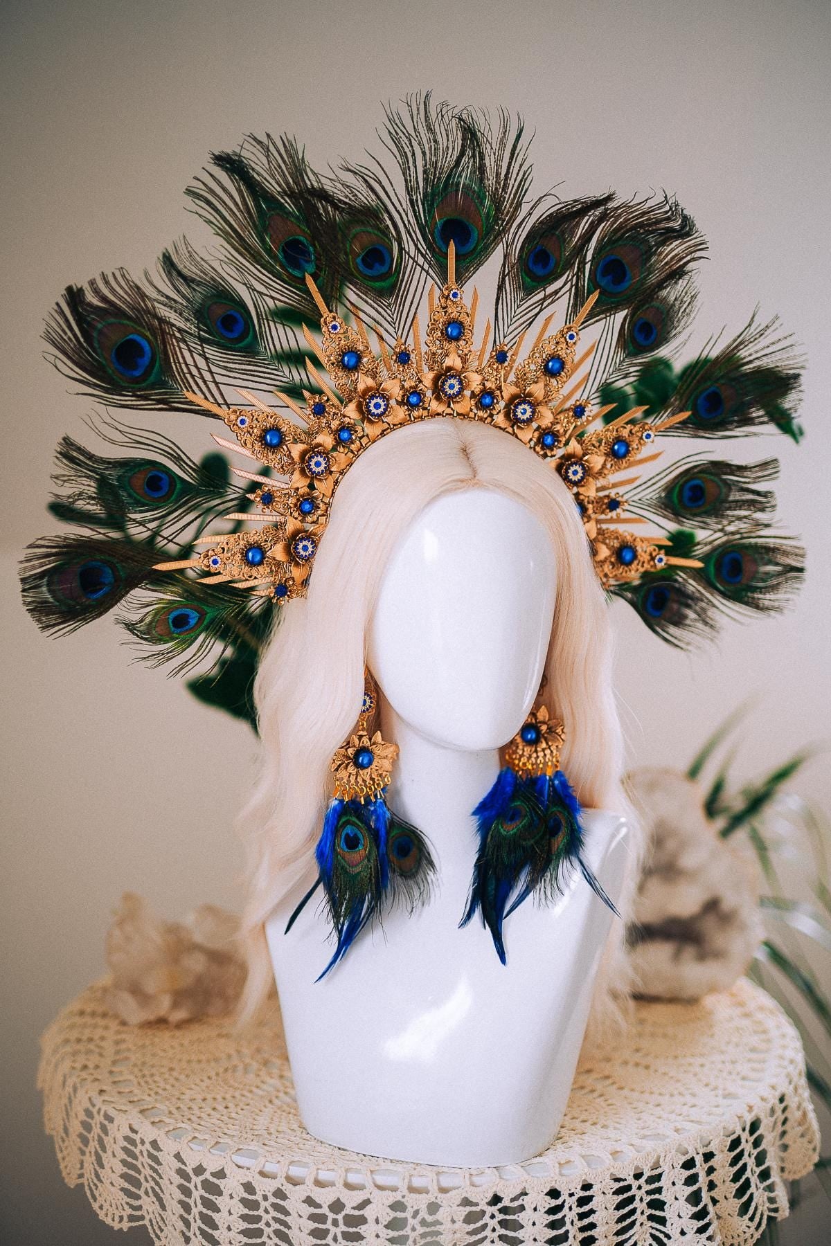 Peacock Feather Halo Crown, Blue Fantasy Crown, Masquerade Headpiece, Venetian Ball Crown, Royal Blue Goddess Headpiece