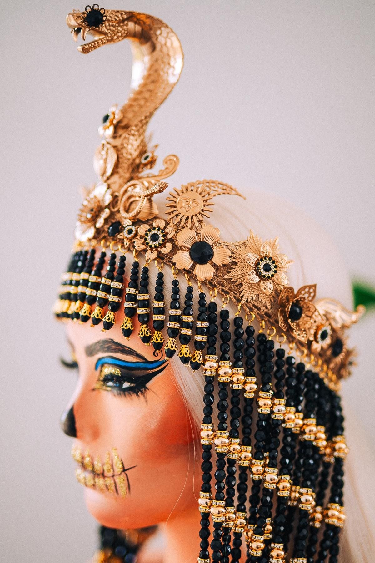 Black Cleopatra Crown, Egyptian Queen Headpiece, Beaded Cleopatra Headdress, Pharaoh Crown, Ancient Egypt Costume