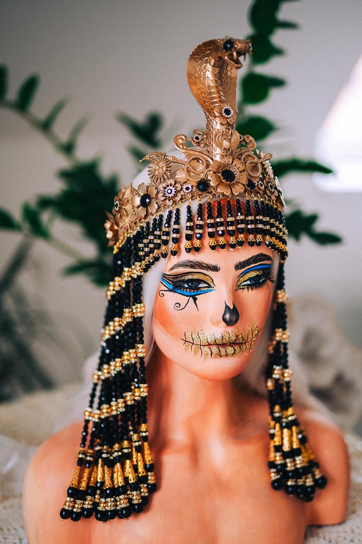 Black Cleopatra Crown, Egyptian Queen Headpiece, Beaded Cleopatra Headdress, Pharaoh Crown, Ancient Egypt Costume