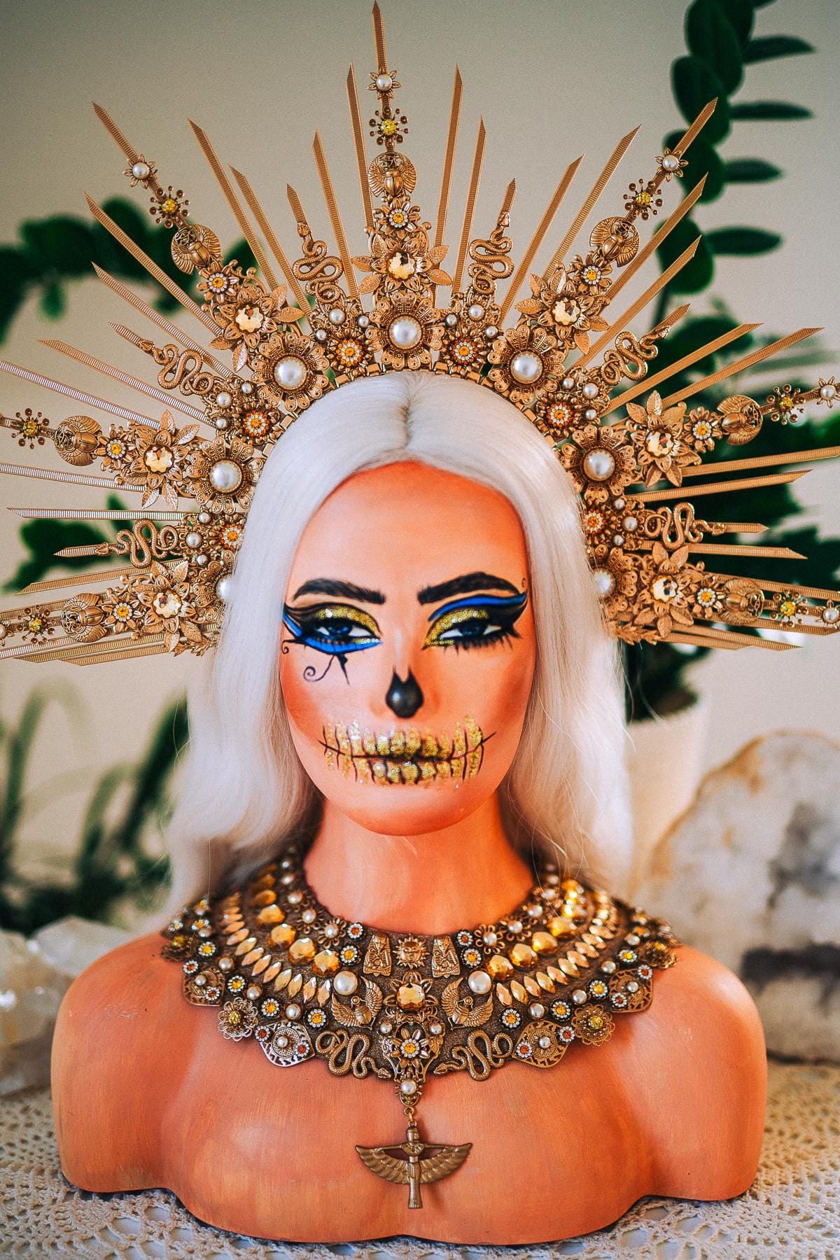 Gold Cleopatra Necklace – Egyptian Goddess Statement Collar