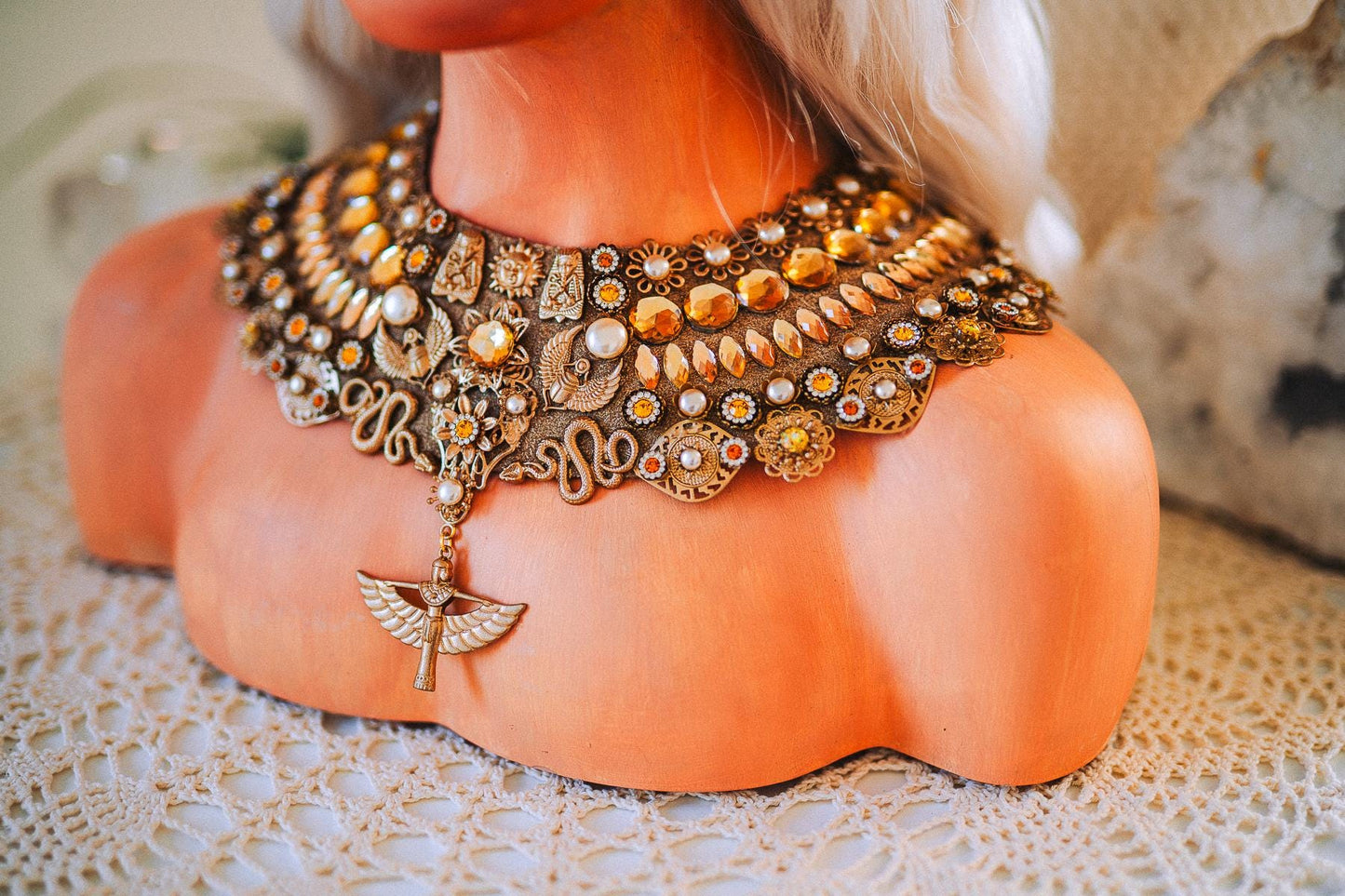 Gold Cleopatra Necklace – Egyptian Goddess Statement Collar