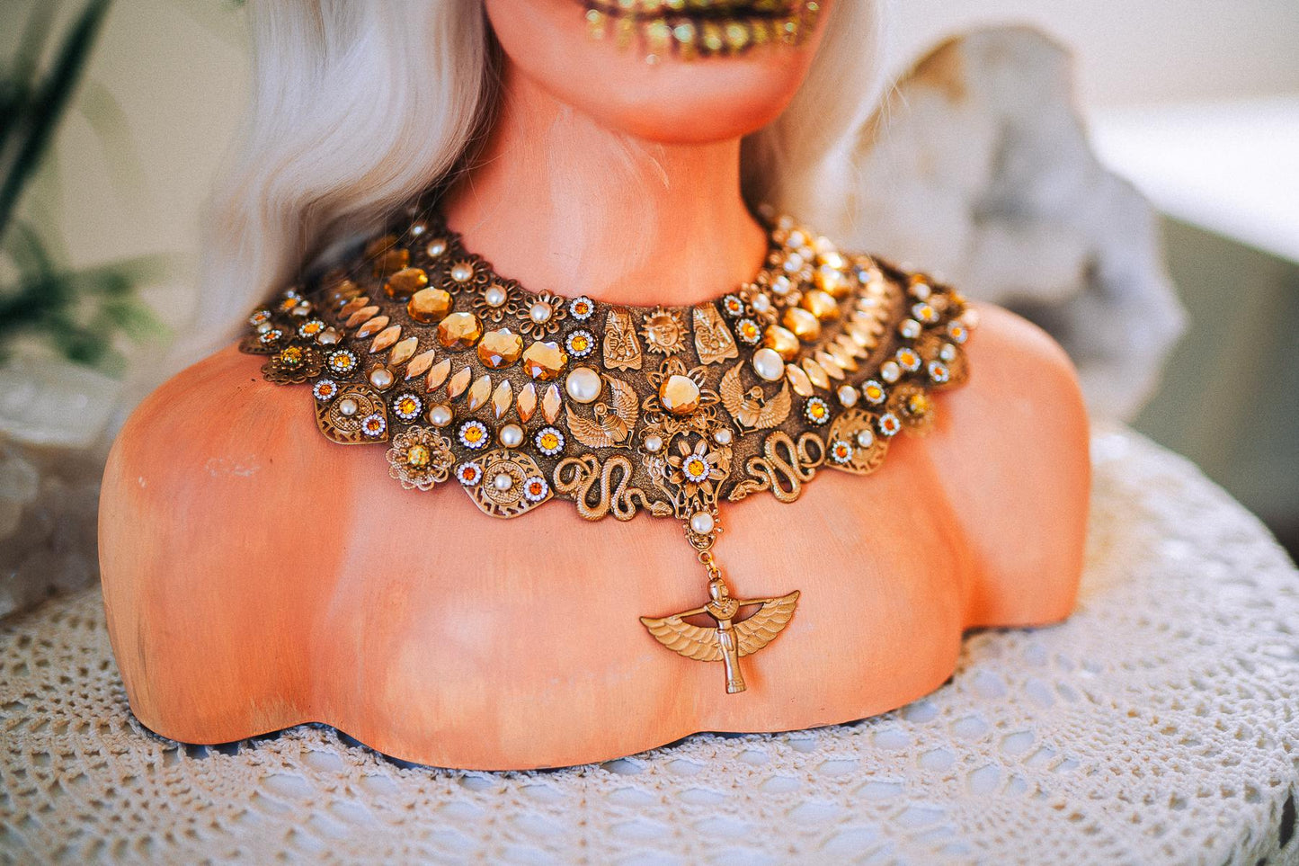 Gold Cleopatra Halo Crown, Egyptian Goddess Headpiece, Ancient Egypt Crown, Pharaoh Headdress, Halloween Crown