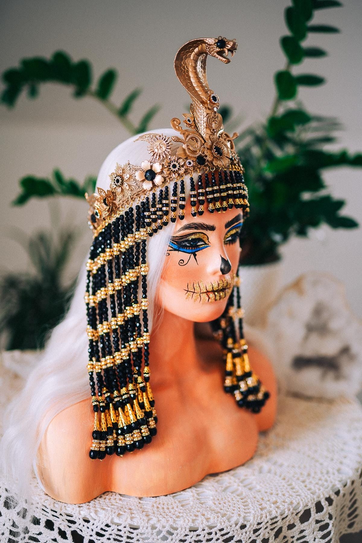 Black Cleopatra Crown, Egyptian Queen Headpiece, Beaded Cleopatra Headdress, Pharaoh Crown, Ancient Egypt Costume