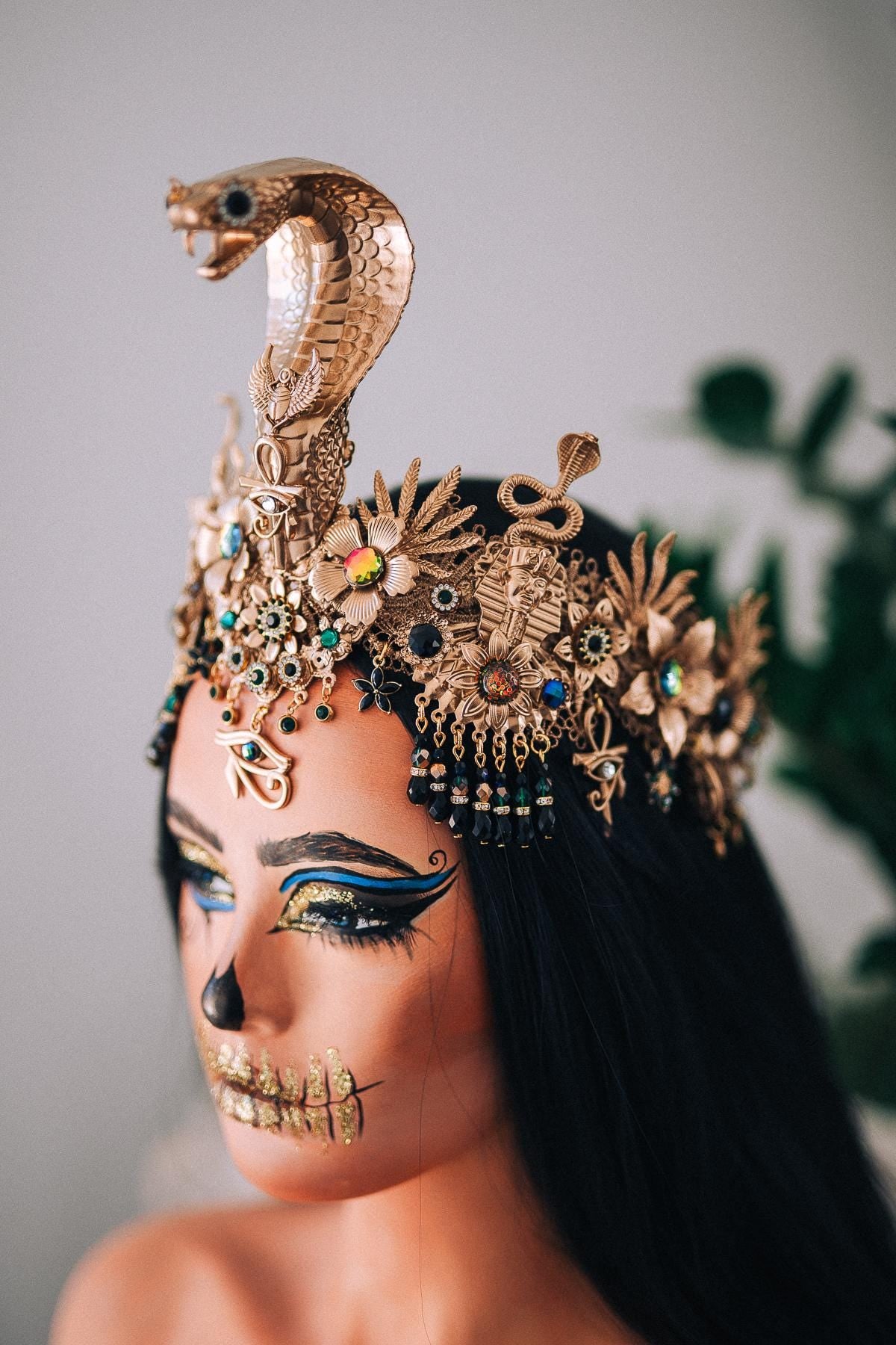 Cleopatra Cobra Crown, Egyptian Goddess Headpiece, Gold Snake Tiara, Ancient Egypt Queen Crown, Pharaoh Costume Headpiece