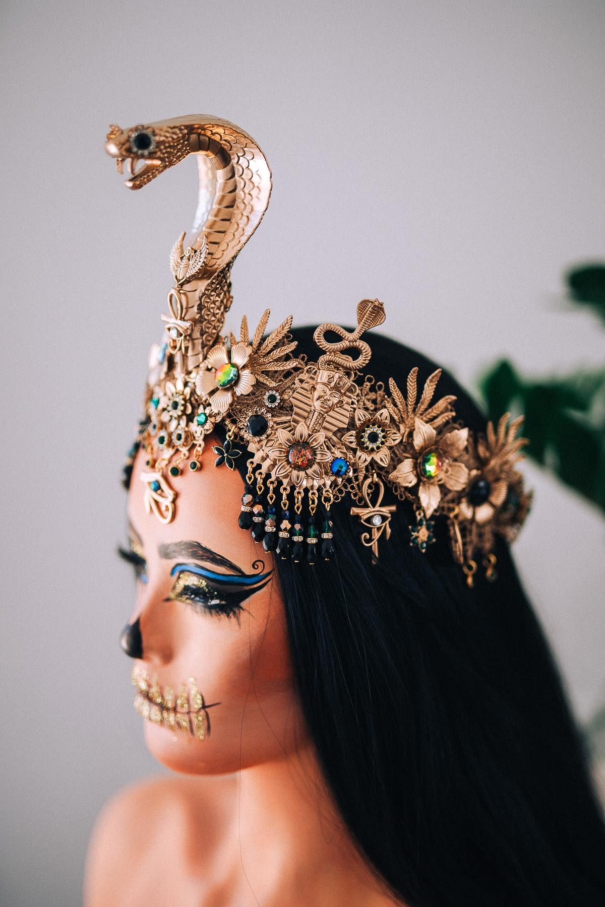 Cleopatra Cobra Crown, Egyptian Goddess Headpiece, Gold Snake Tiara, Ancient Egypt Queen Crown, Pharaoh Costume Headpiece