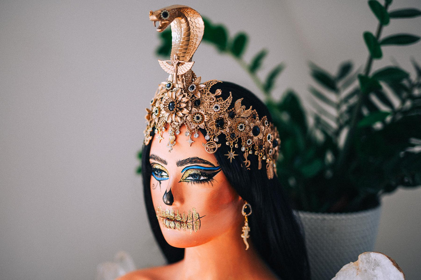 Cleopatra Cobra Crown, Egyptian Queen Headpiece, Gold & Black Goddess Tiara, Pharaoh Crown