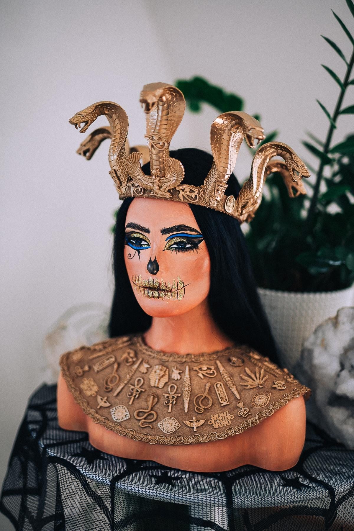 Cleopatra Pectoral Necklace, Egyptian Queen Collar, Gold Pharaoh Necklace, Ancient Egypt Costume Jewelry