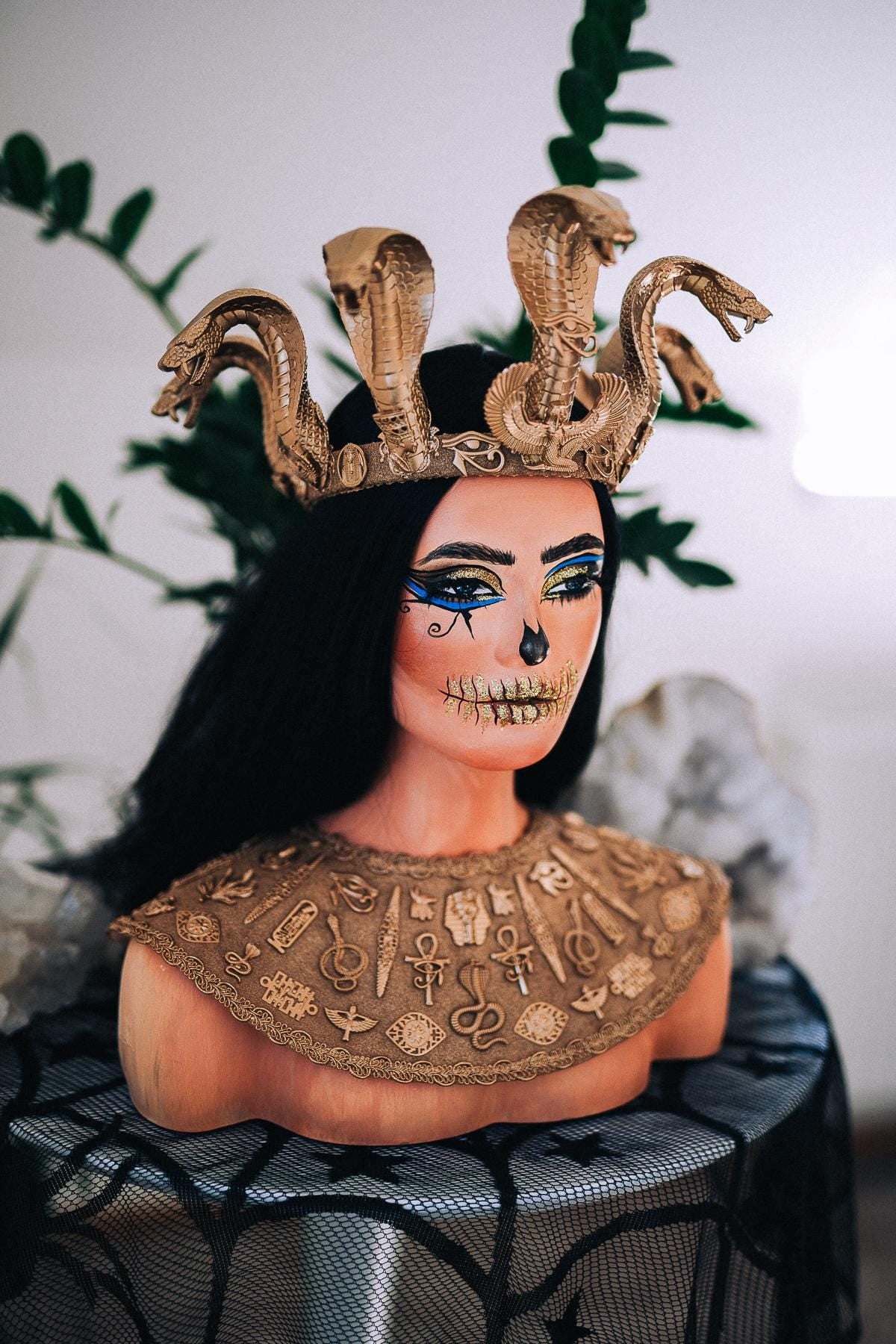 Cleopatra Pectoral Necklace, Egyptian Queen Collar, Gold Pharaoh Necklace, Ancient Egypt Costume Jewelry