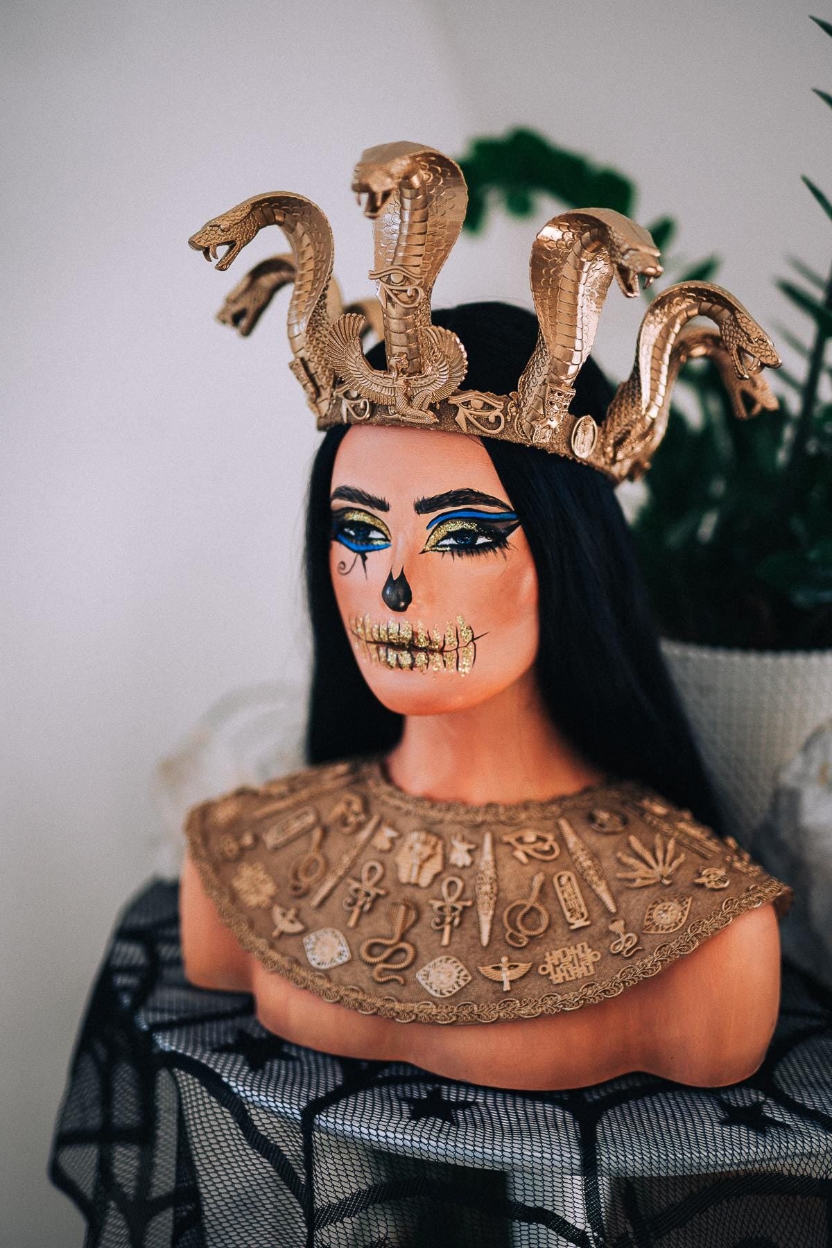 Cleopatra Pectoral Necklace, Egyptian Queen Collar, Gold Pharaoh Necklace, Ancient Egypt Costume Jewelry