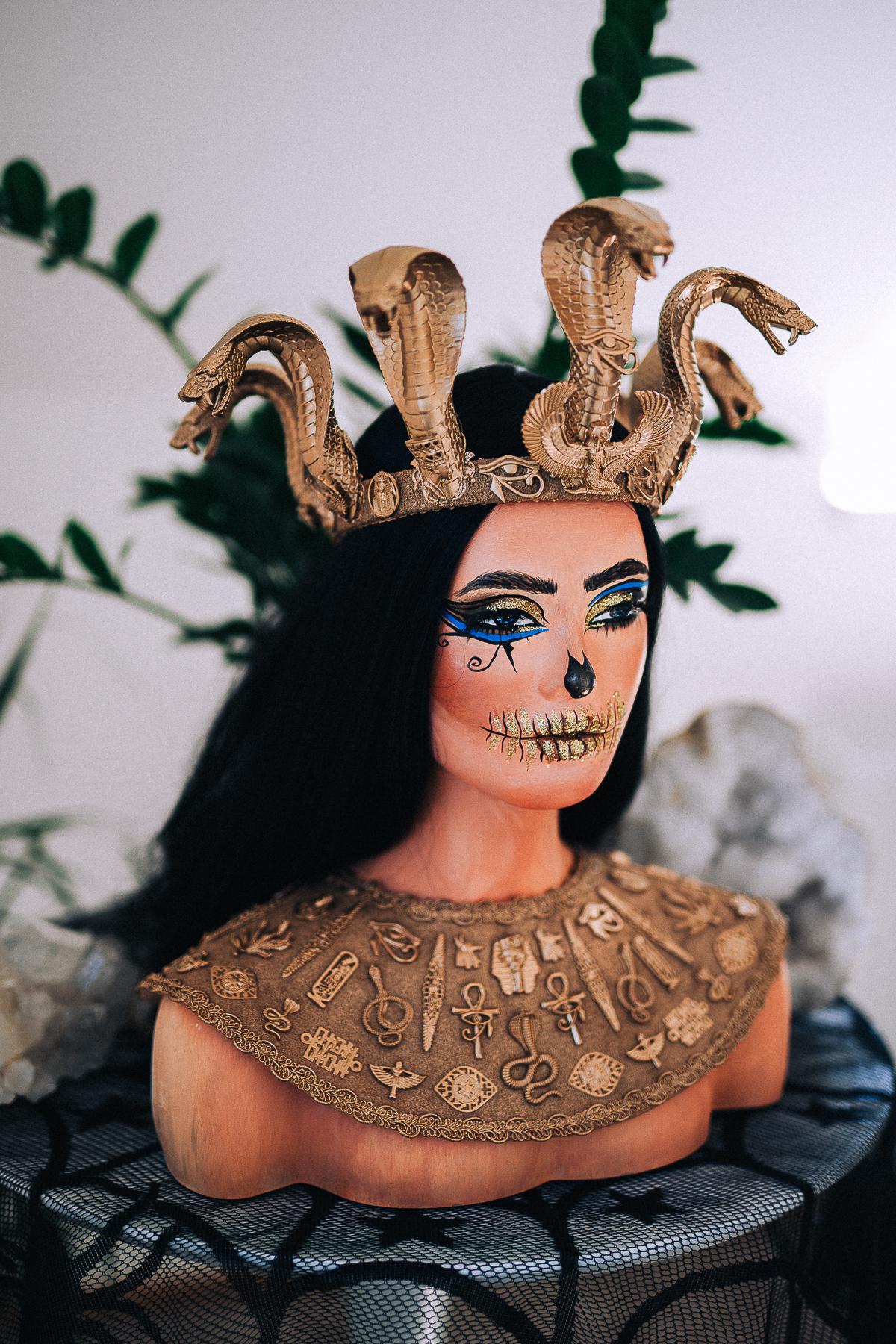 Cleopatra Pectoral Necklace, Egyptian Queen Collar, Gold Pharaoh Necklace, Ancient Egypt Costume Jewelry