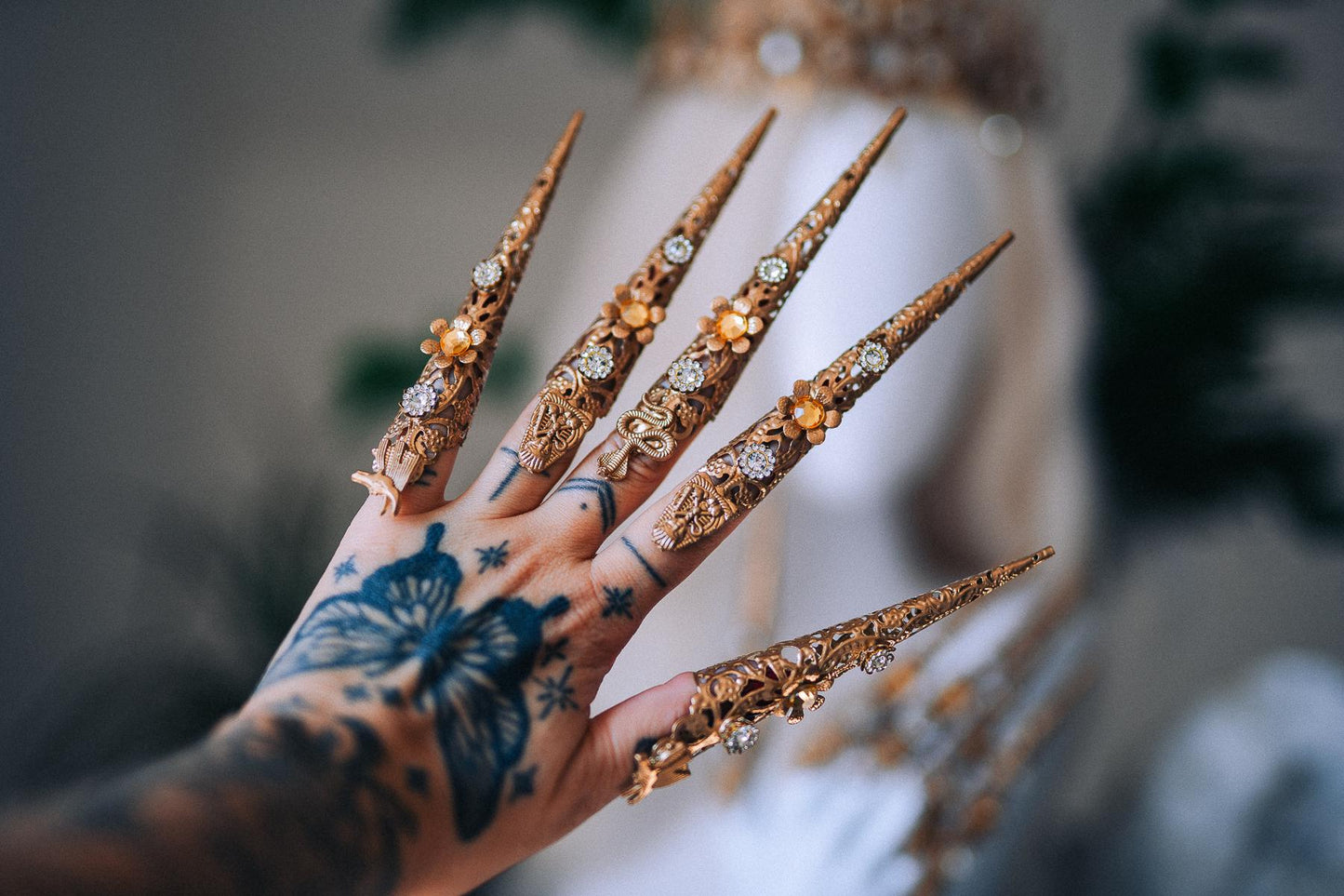 Cleopatra Tiara, Egyptian Goddess Crown, Gold Egyptian Headpiece, Snake Crown, Pharaoh Queen Costume, Egyptian Jewelry