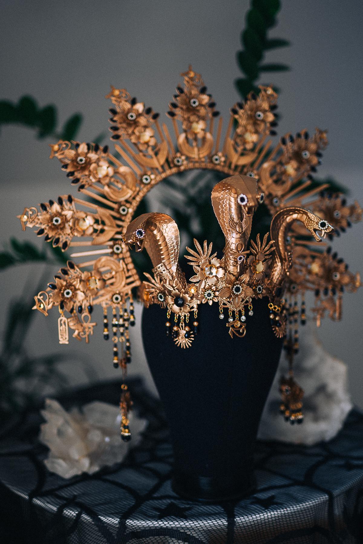 Cleopatra Triple Cobra Crown, Egyptian Goddess Halo Crown, Gold Snake Headpiece, Pharaoh Queen Costume