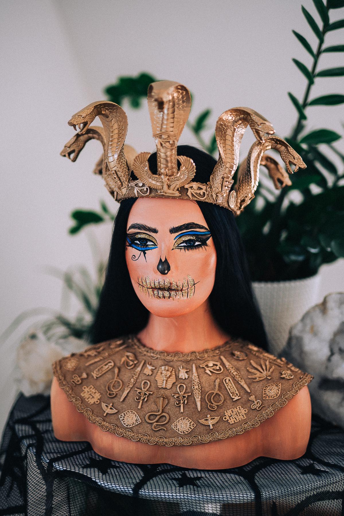 Cleopatra Pectoral Necklace, Egyptian Queen Collar, Gold Pharaoh Necklace, Ancient Egypt Costume Jewelry