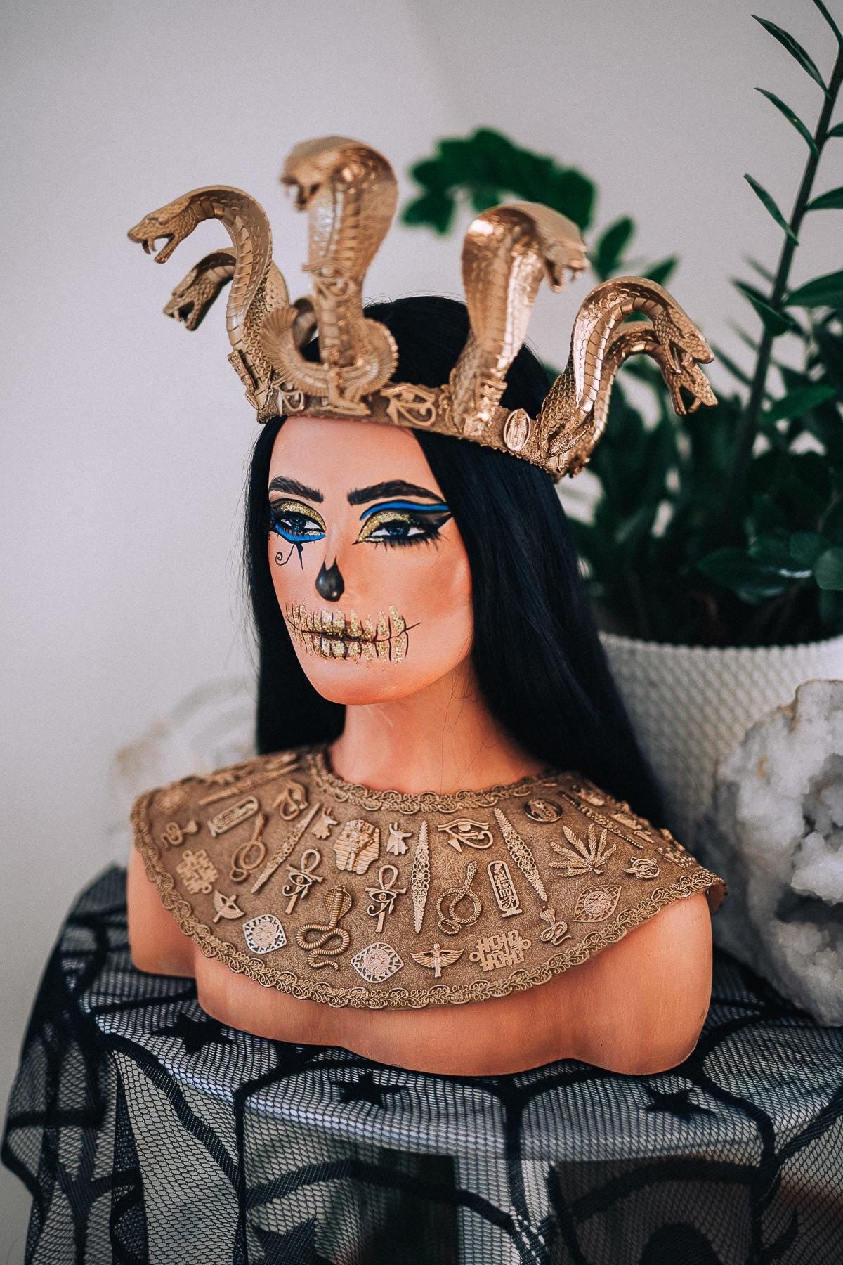 Cleopatra Pectoral Necklace, Egyptian Queen Collar, Gold Pharaoh Necklace, Ancient Egypt Costume Jewelry