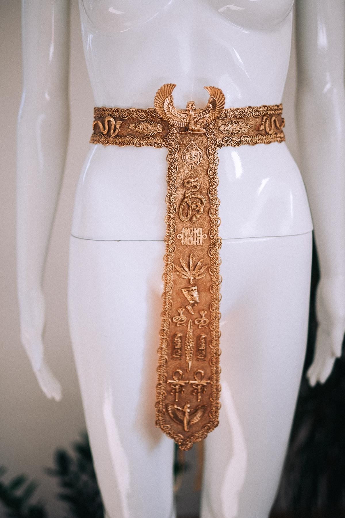 Egyptian Goddess Belt, Cleopatra Waist Belt, Gold Pharaoh Statement Belt, Ancient Egypt Costume Jewelry