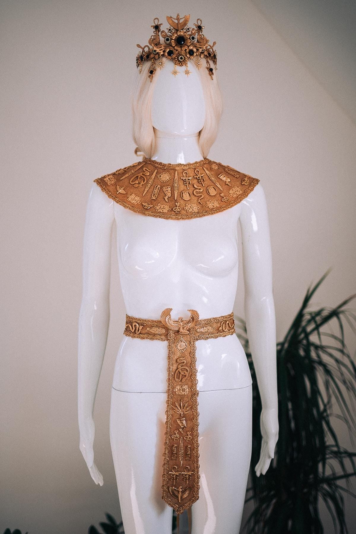 Egyptian Goddess Belt, Cleopatra Waist Belt, Gold Pharaoh Statement Belt, Ancient Egypt Costume Jewelry