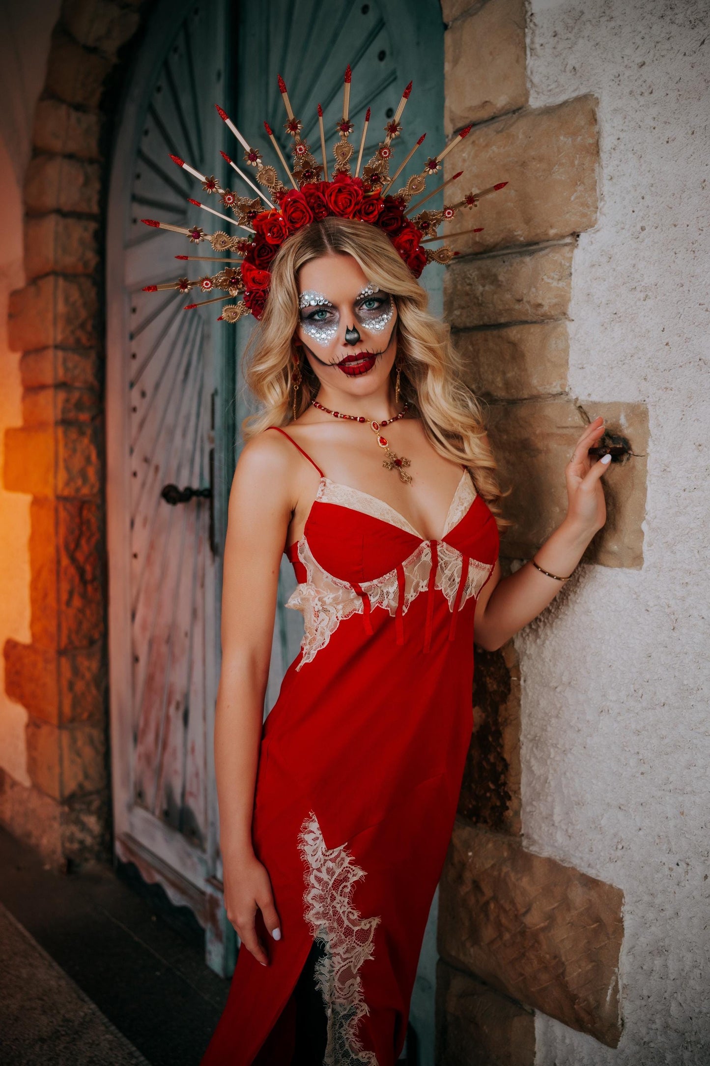 La Catrina Sacred Heart Choker Necklace, Día de los Muertos Jewelry, Red Gold Catrina Statement Necklace
