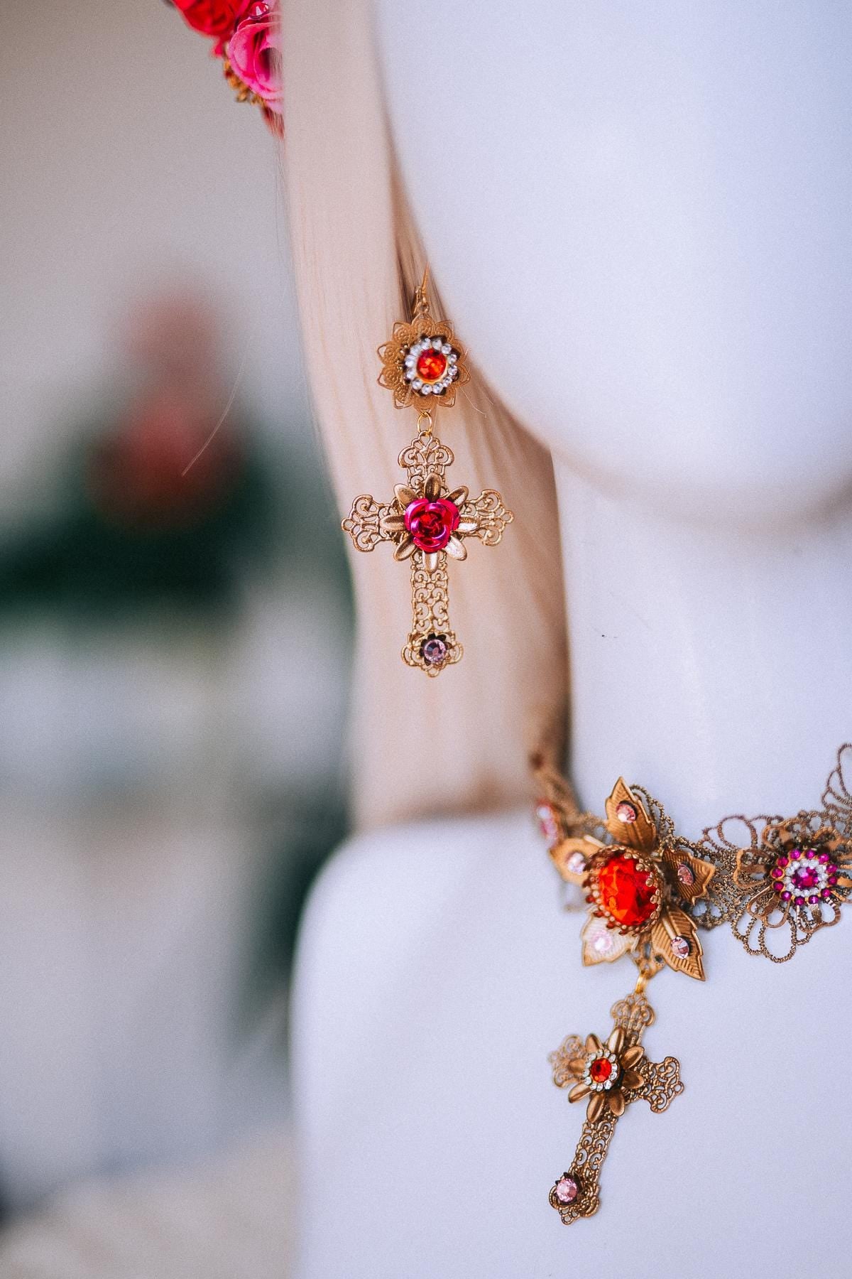 La Catrina Sacred Heart Earrings, Día de los Muertos Jewelry, Antique Gold Red Statement Earrings, Catrina Accessories