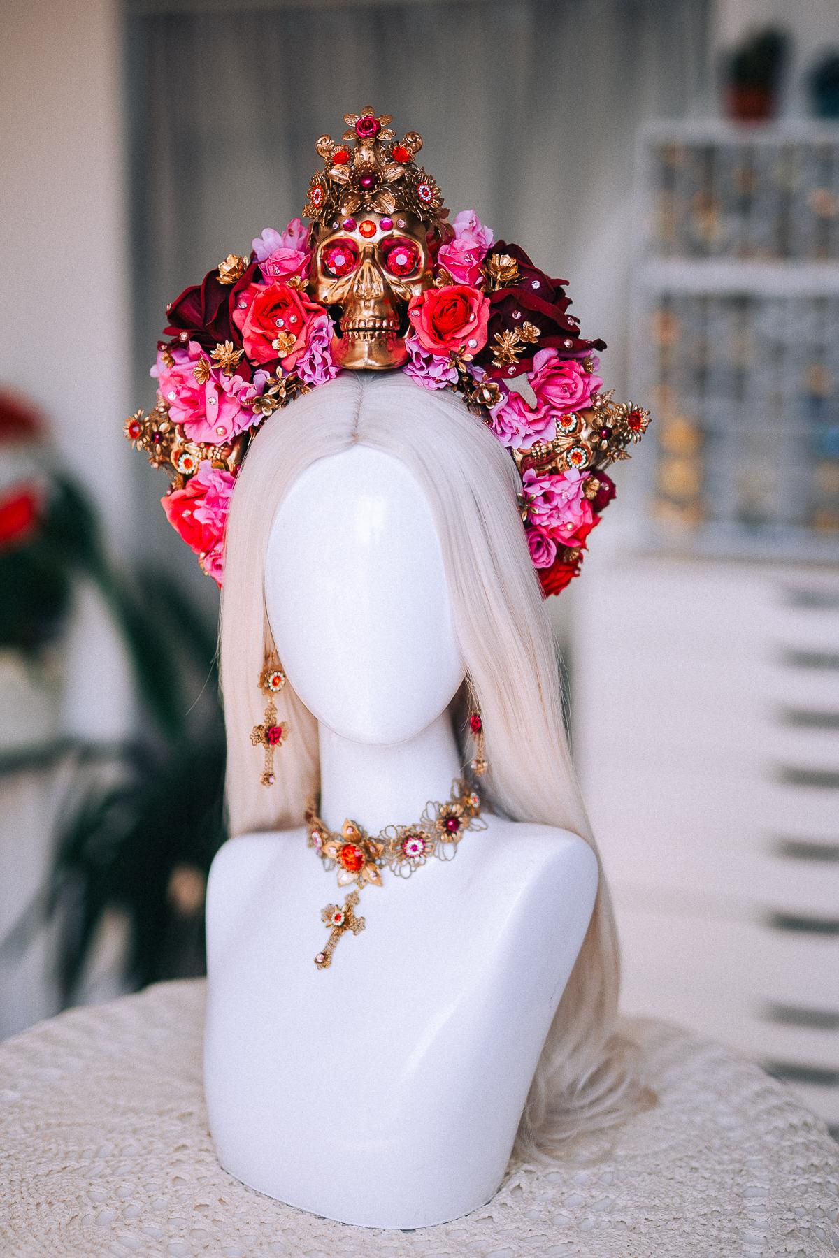 La Catrina Choker Necklace, Día de los Muertos Jewelry, Antique Gold Red Statement Choker, Sacred Heart Catrina Necklace