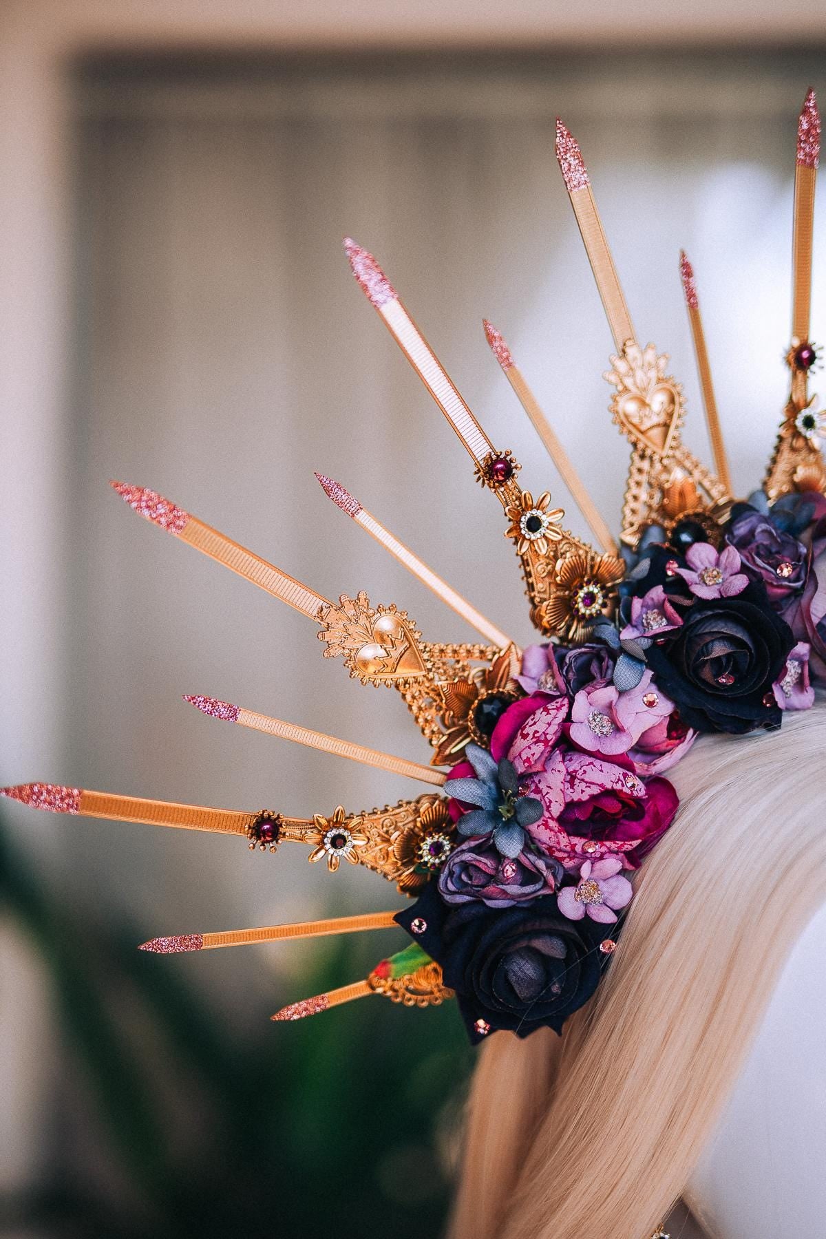 La Catrina Halo Crown, Día de los Muertos Headpiece, Antique Gold Black Floral Crown, Sacred Heart Catrina Headdress