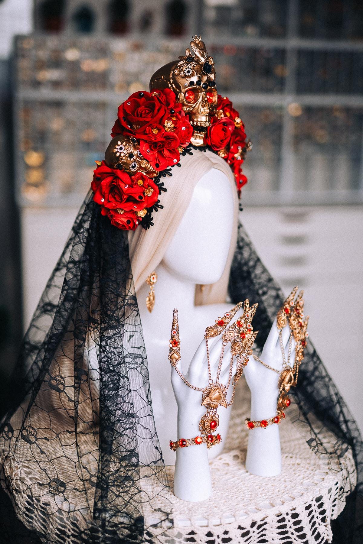 La Catrina Sacred Heart Earrings, Día de los Muertos Jewelry, Gold Statement Earrings, Red Crystal Catrina Accessories