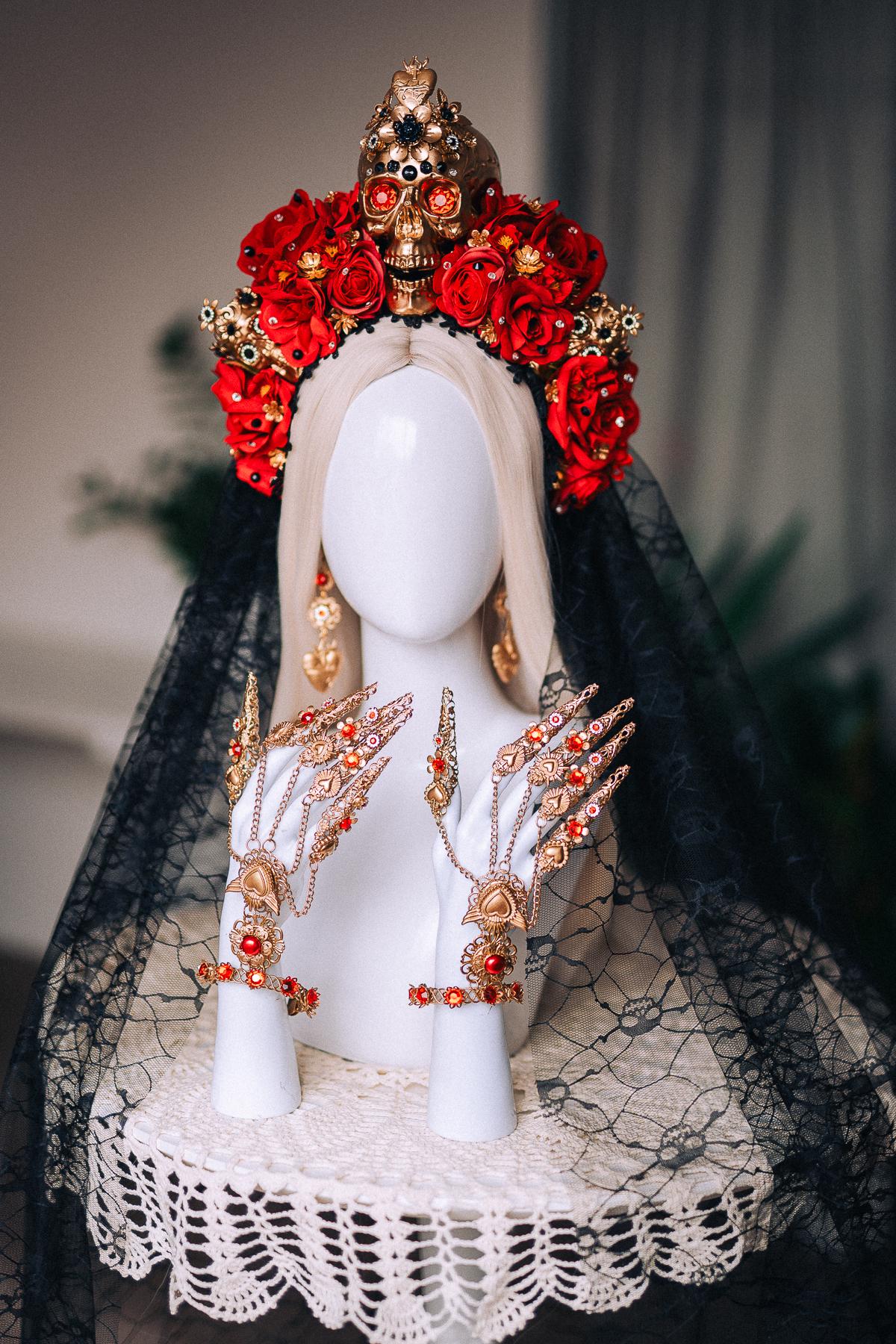 La Catrina Skull Crown with Black Veil, Día de los Muertos Red Rose Crown, Black Gold Catrina Headpiece