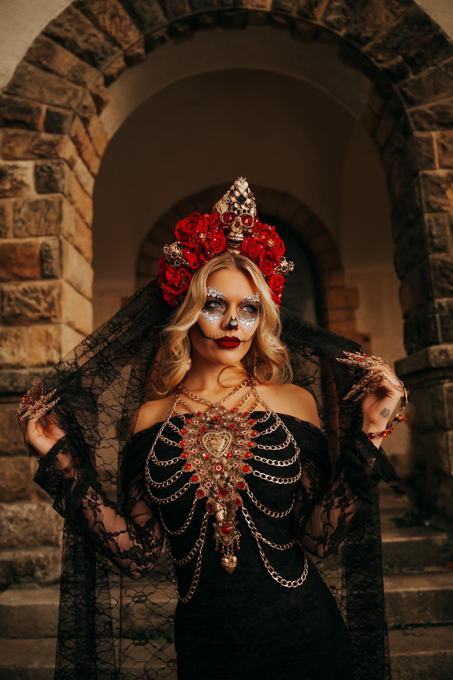 La Catrina Rib Cage Harness, Día de los Muertos Body Jewelry, Gold Sacred Heart Chest Piece, Catrina Body Harness