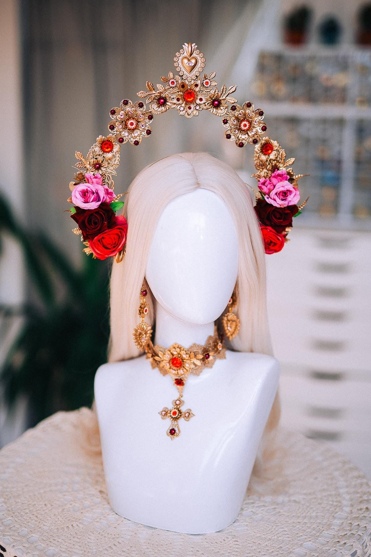 La Catrina Sacred Heart Earrings, Día de los Muertos Jewelry, Antique Gold Earrings, Red Crystal Statement Earrings