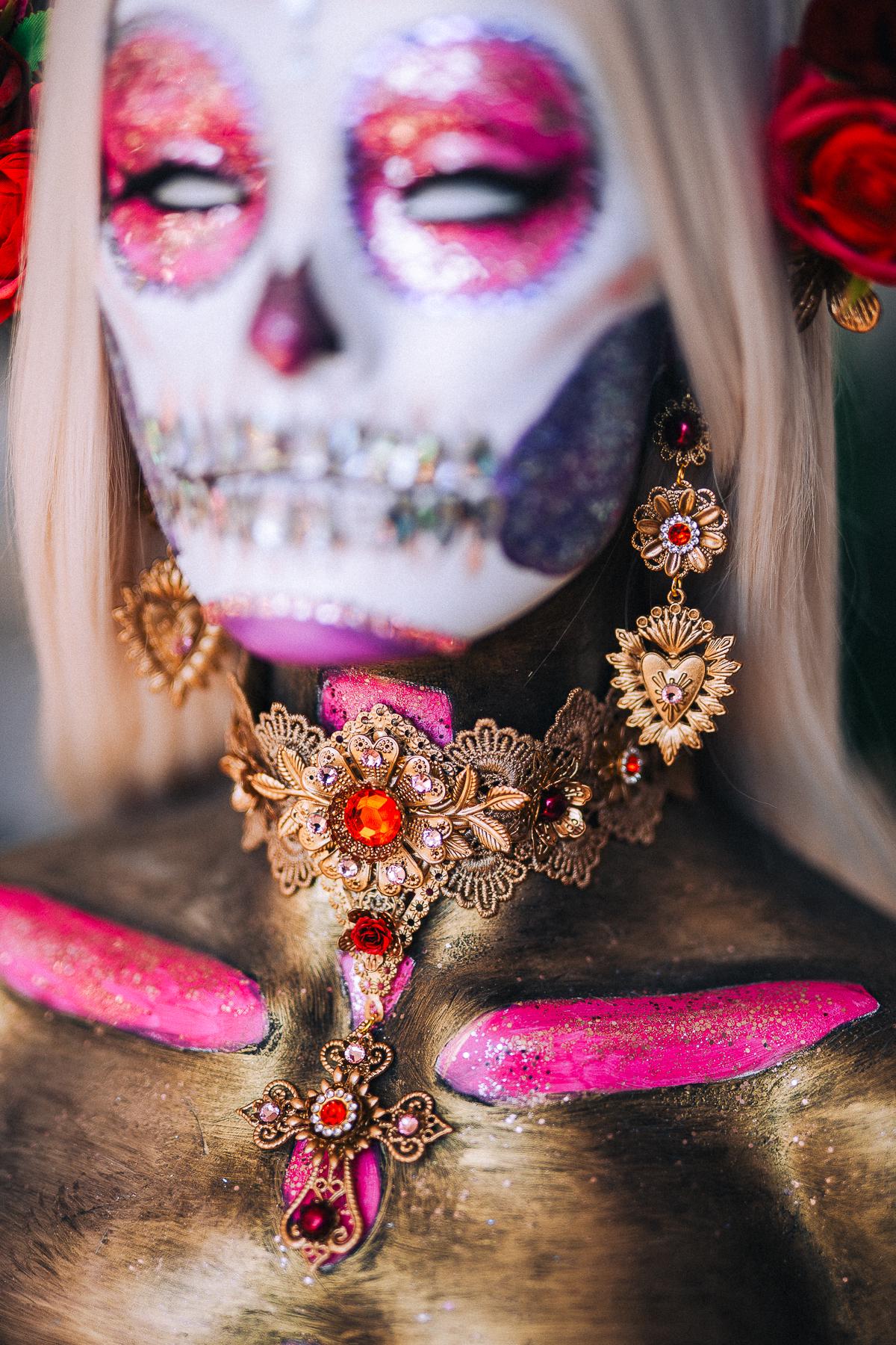 La Catrina Halo Crown, Día de los Muertos Headpiece, Antique Gold Sacred Heart Crown, Red Crystal Floral Halo