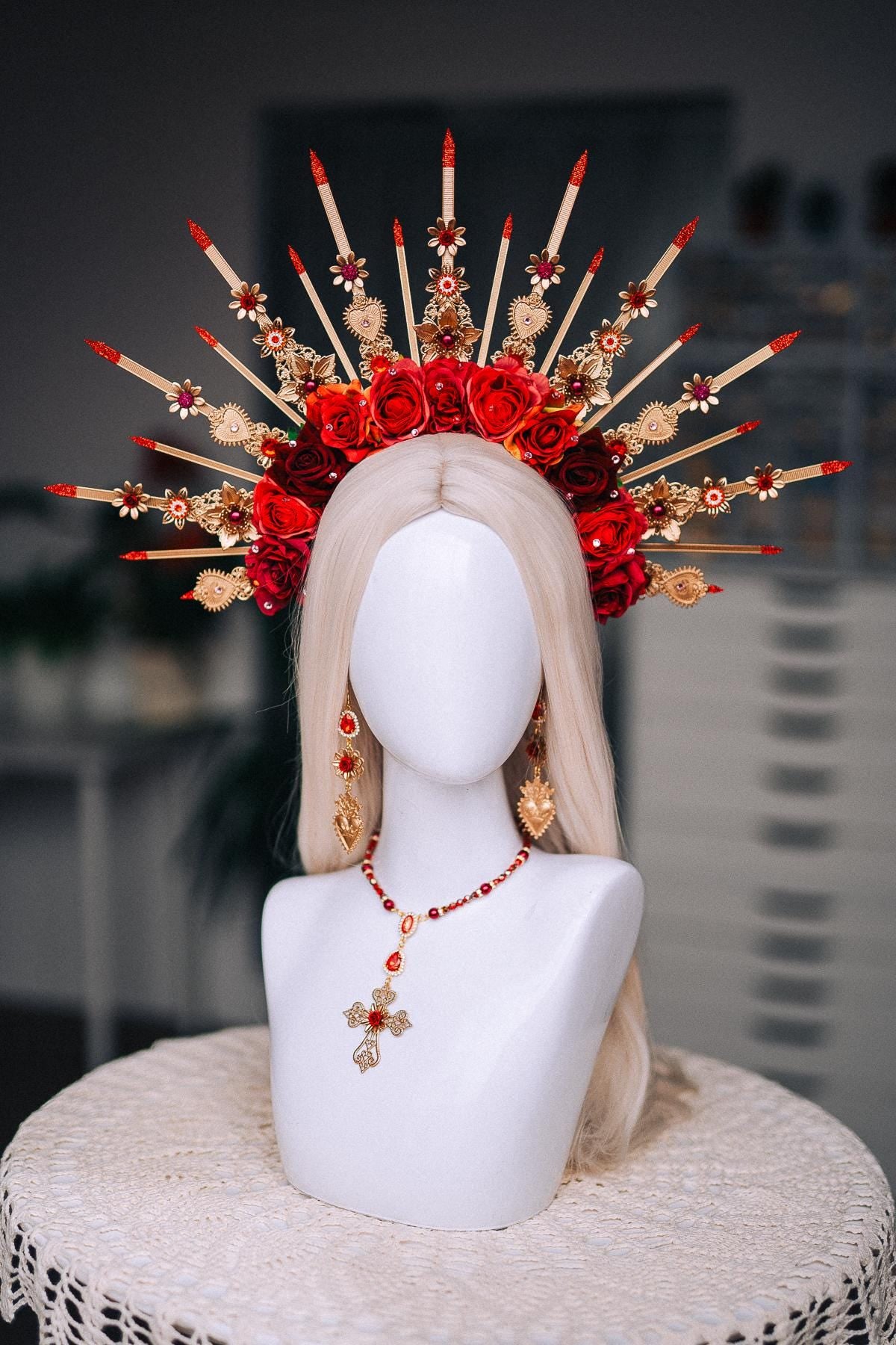 La Catrina Sacred Heart Choker Necklace, Día de los Muertos Jewelry, Red Gold Catrina Statement Necklace