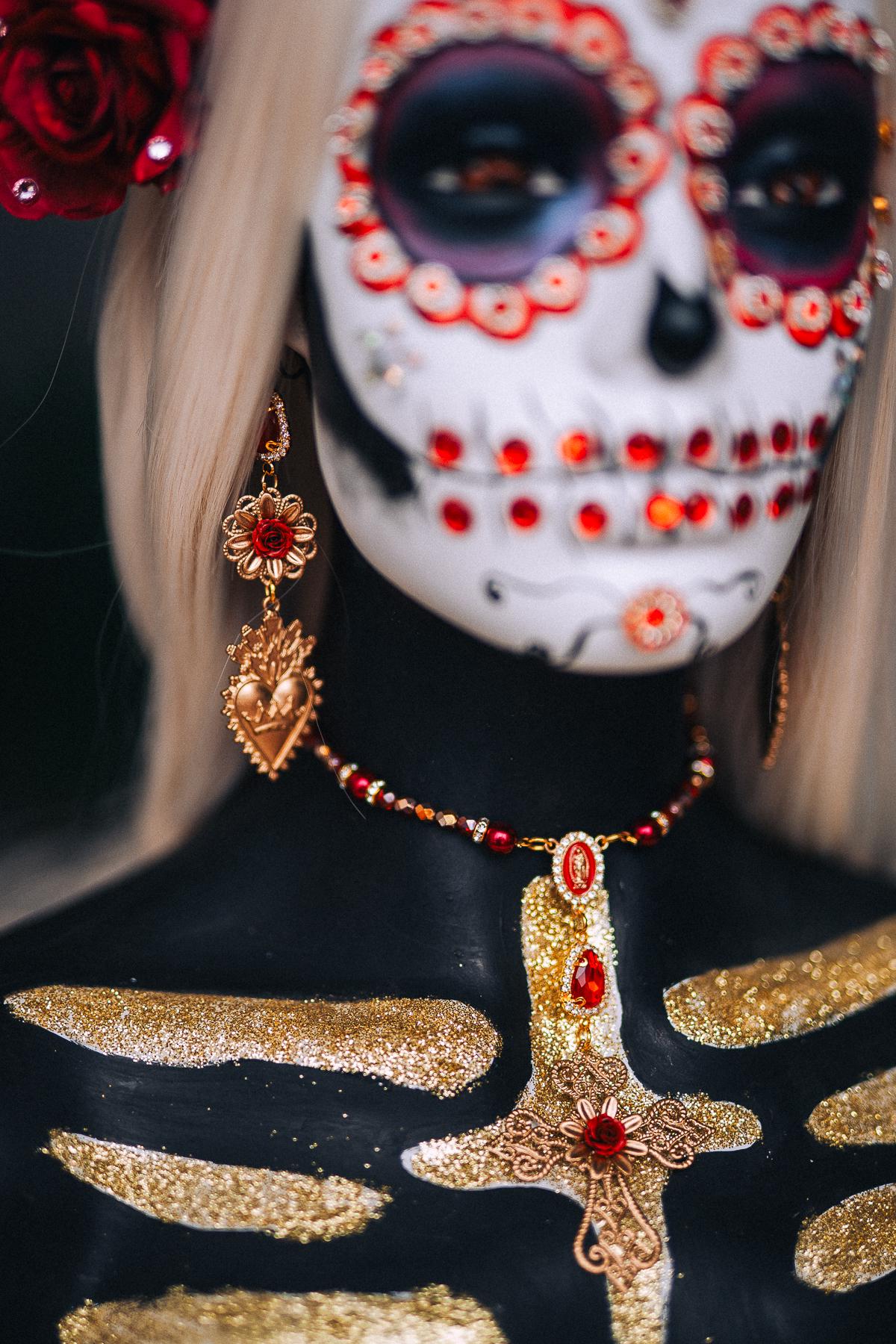 La Catrina Sacred Heart Choker Necklace, Día de los Muertos Jewelry, Red Gold Catrina Statement Necklace