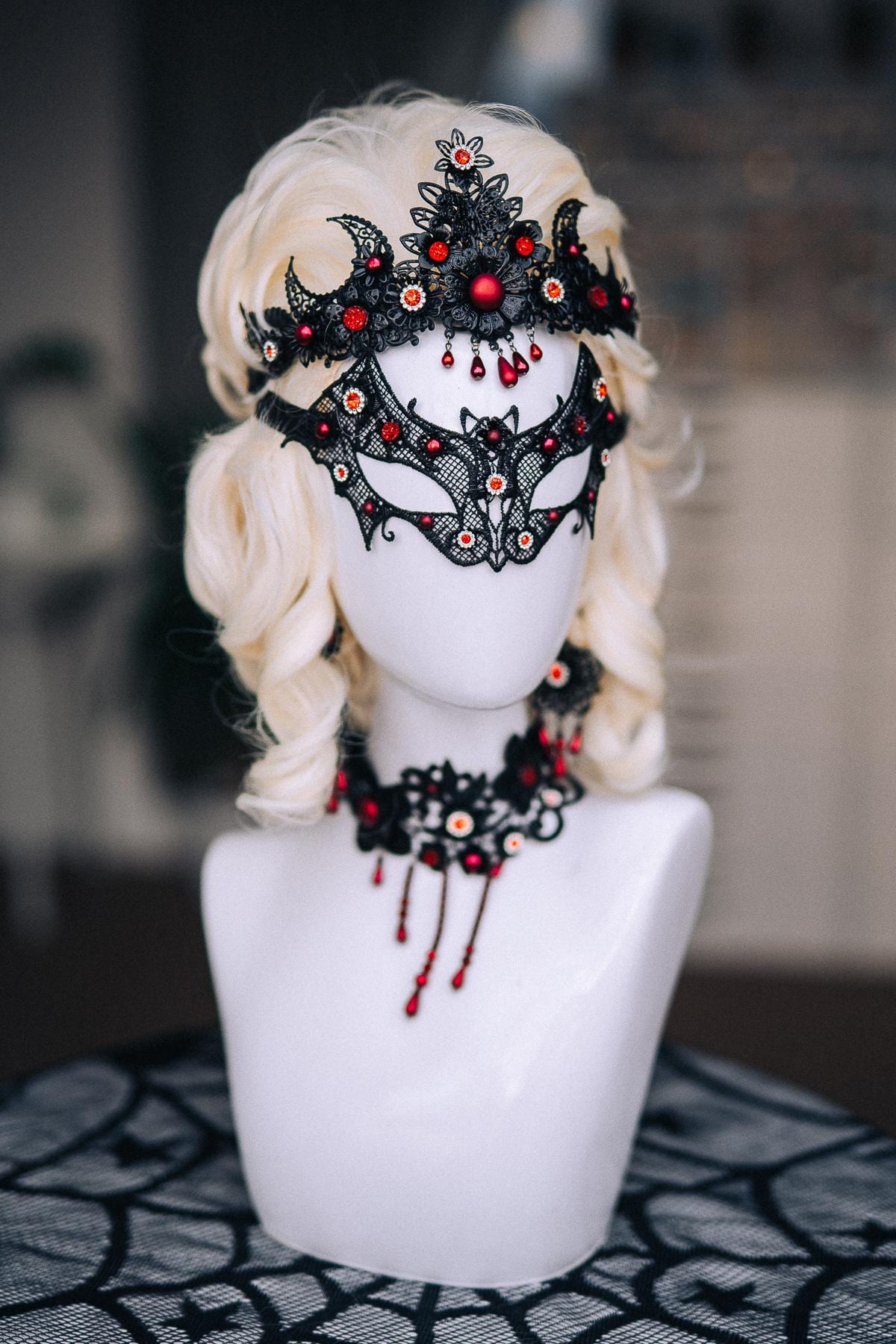 Vampire Earrings, Gothic Black and Red Earrings, Vampire Queen Jewelry, Halloween Costume Accessories