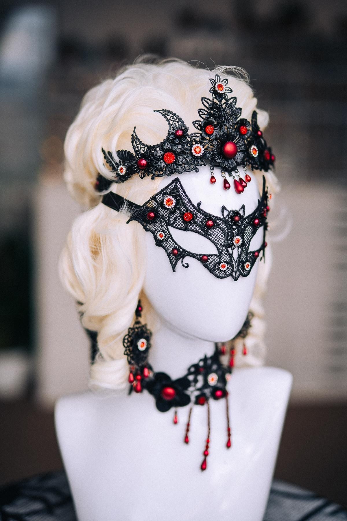 Vampire Earrings, Gothic Black and Red Earrings, Vampire Queen Jewelry, Halloween Costume Accessories