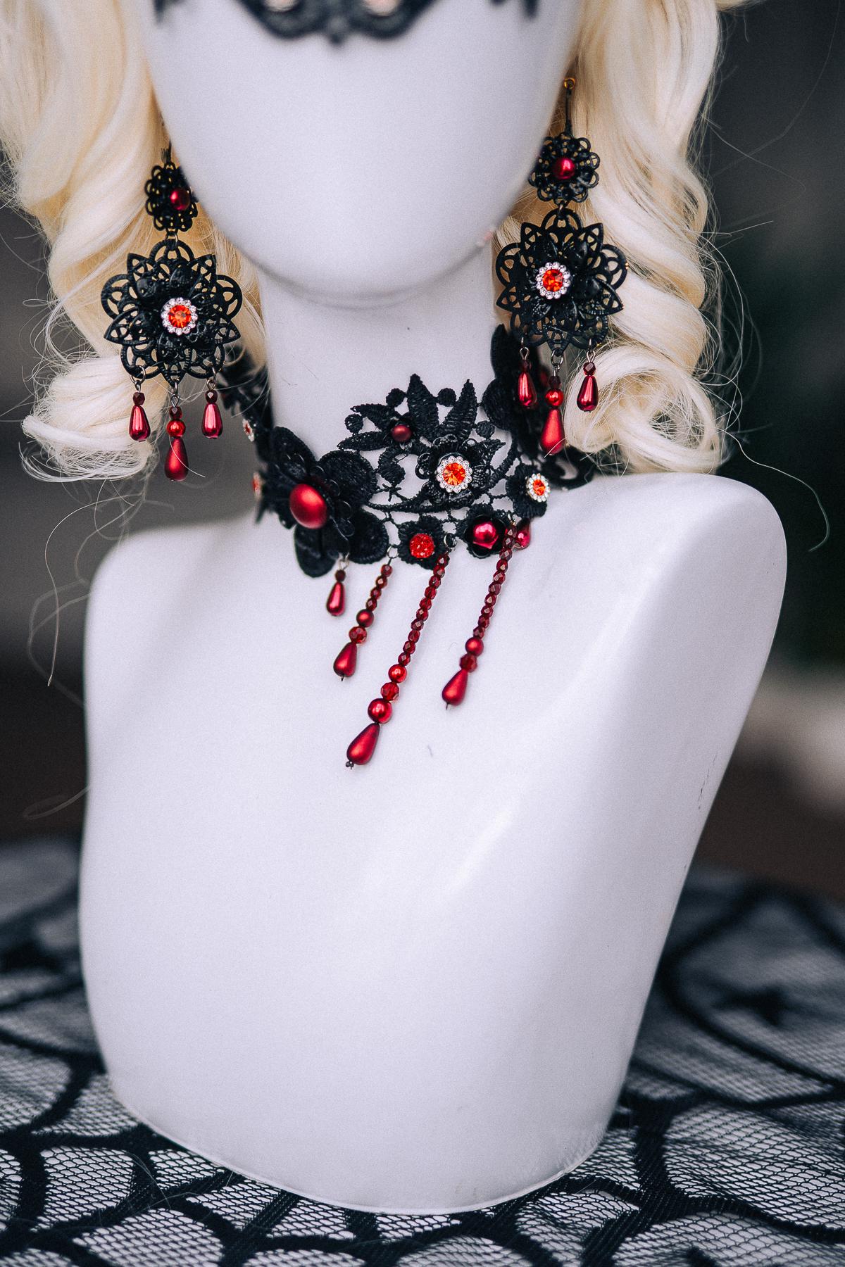 Vampire Earrings, Gothic Black and Red Earrings, Vampire Queen Jewelry, Halloween Costume Accessories