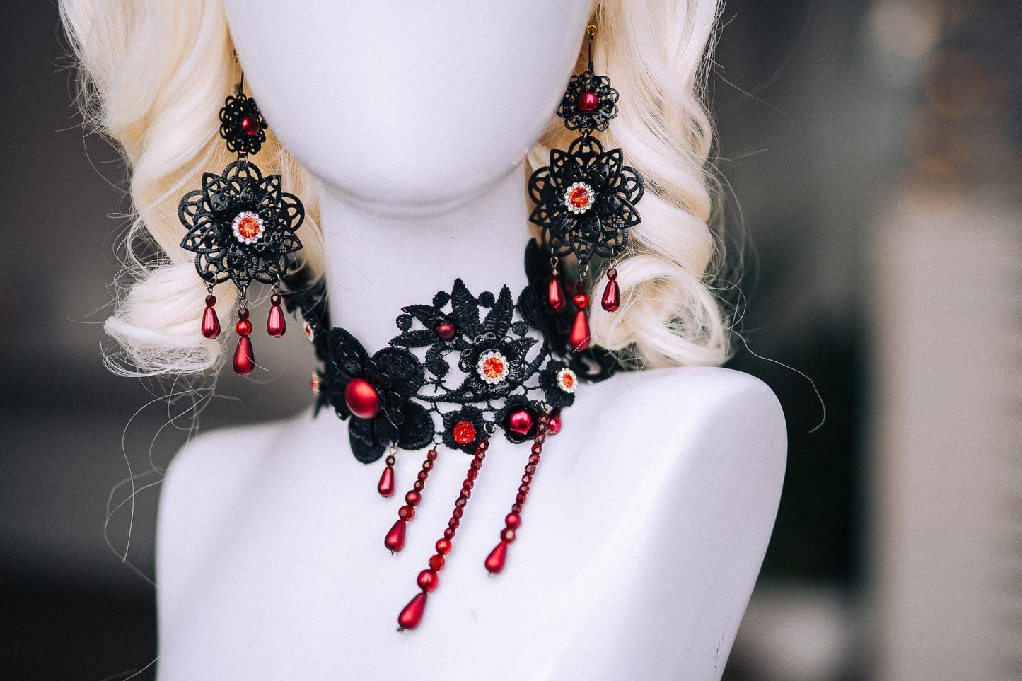 Vampire Choker Necklace, Gothic Black and Red Necklace, Vampire Queen Jewelry, Halloween Costume Accessory