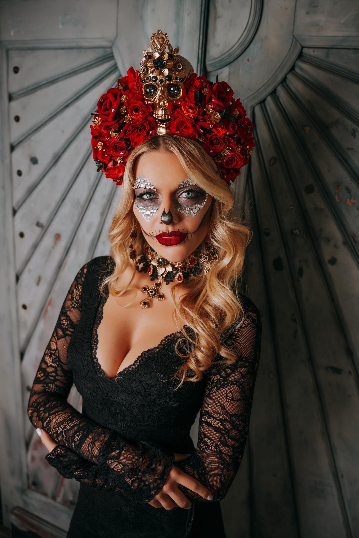 La Catrina Sacred Heart Earrings, Día de los Muertos Jewelry, Black Red Gold Statement Earrings, Catrina Accessories