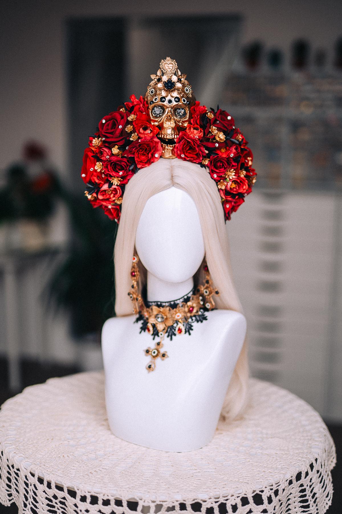 La Catrina Sacred Heart Earrings, Día de los Muertos Jewelry, Black Red Gold Statement Earrings, Catrina Accessories