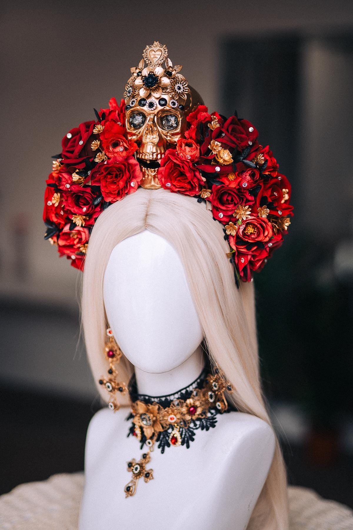 La Catrina Skull Crown, Red Rose Día de los Muertos Headpiece, Gold Catrina Flower Crown, Mexican Inspired Headdress