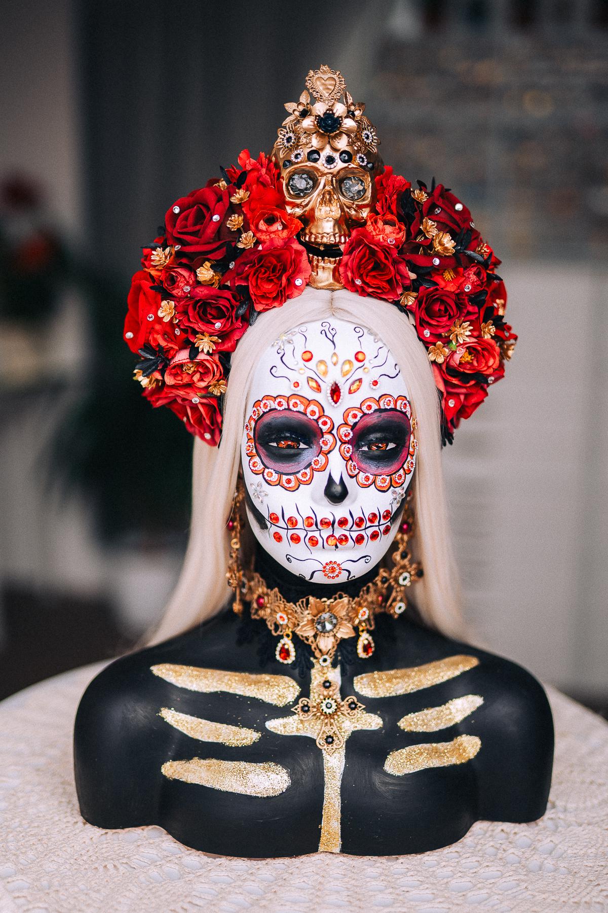 La Catrina Skull Crown, Red Rose Día de los Muertos Headpiece, Gold Catrina Flower Crown, Mexican Inspired Headdress