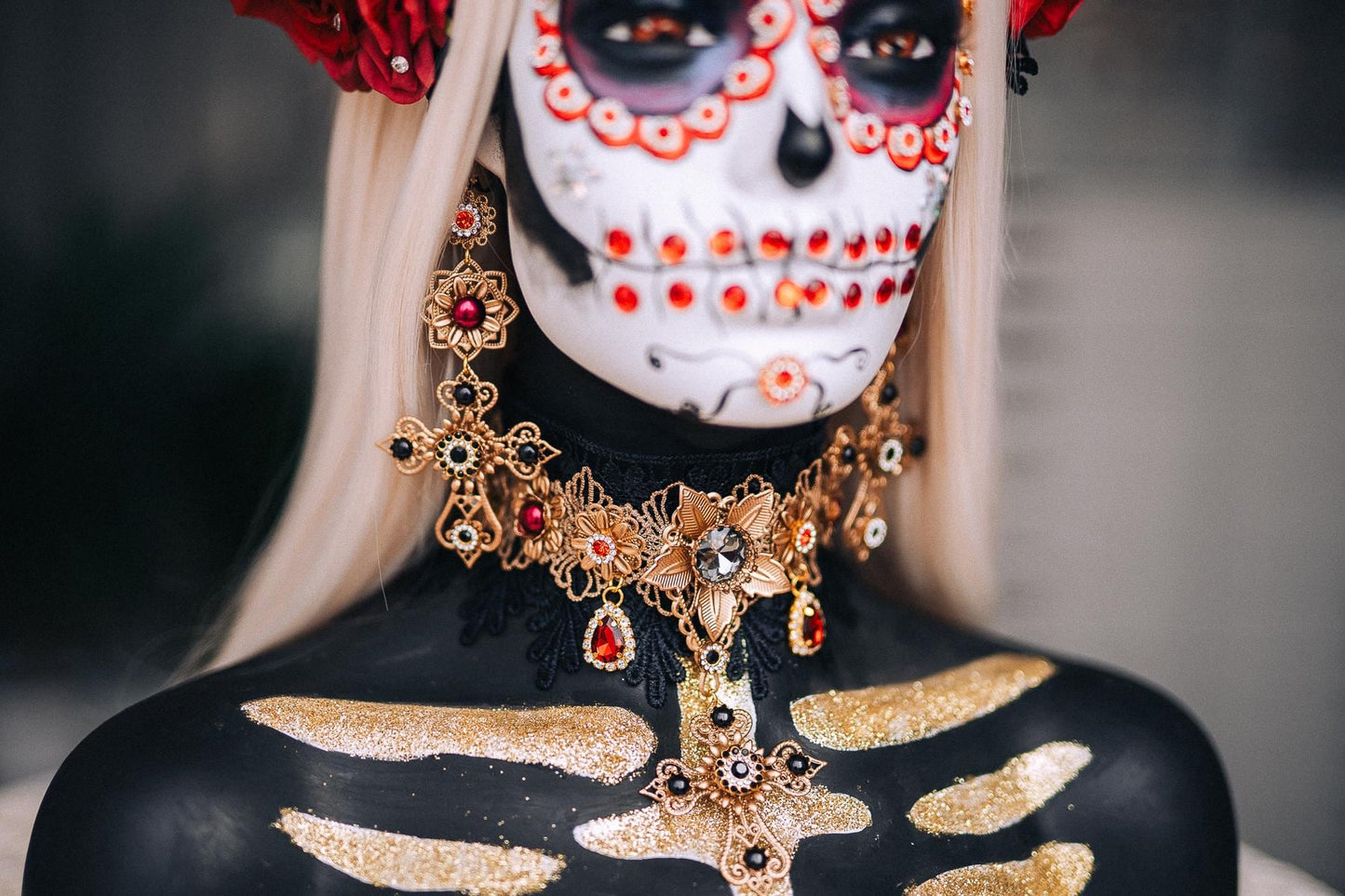 La Catrina Skull Crown, Red Rose Día de los Muertos Headpiece, Gold Catrina Flower Crown, Mexican Inspired Headdress