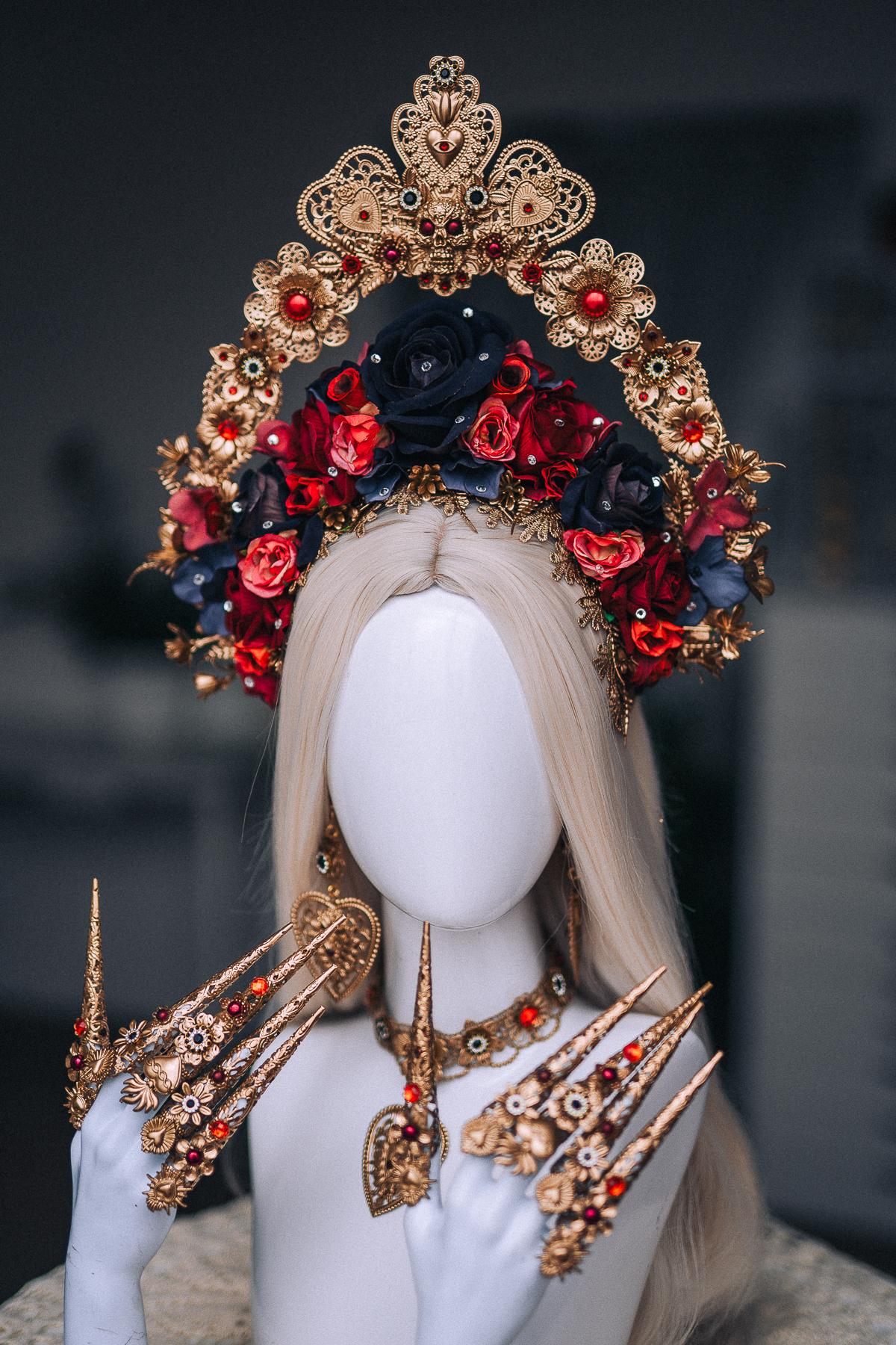 La Catrina Sacred Heart Earrings, Día de los Muertos Jewelry, Gold Heart Statement Earrings, Red Black Catrina Accessories