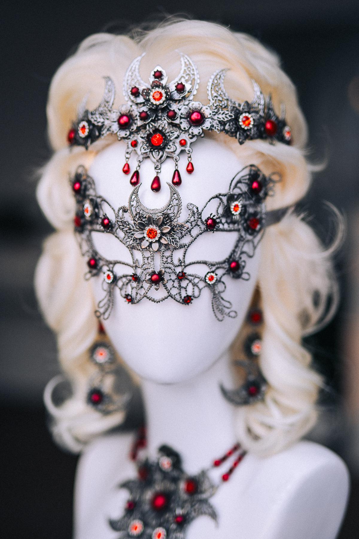 Vampire Necklace, Gothic Crescent Moon Statement Necklace, Red Vampire Jewelry, Halloween Costume Accessory