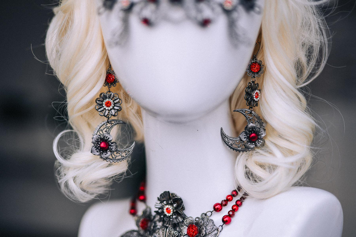 Vampire Queen Crown, Gothic Crescent Moon Crown, Red and Silver Headpiece, Halloween Vampire Costume