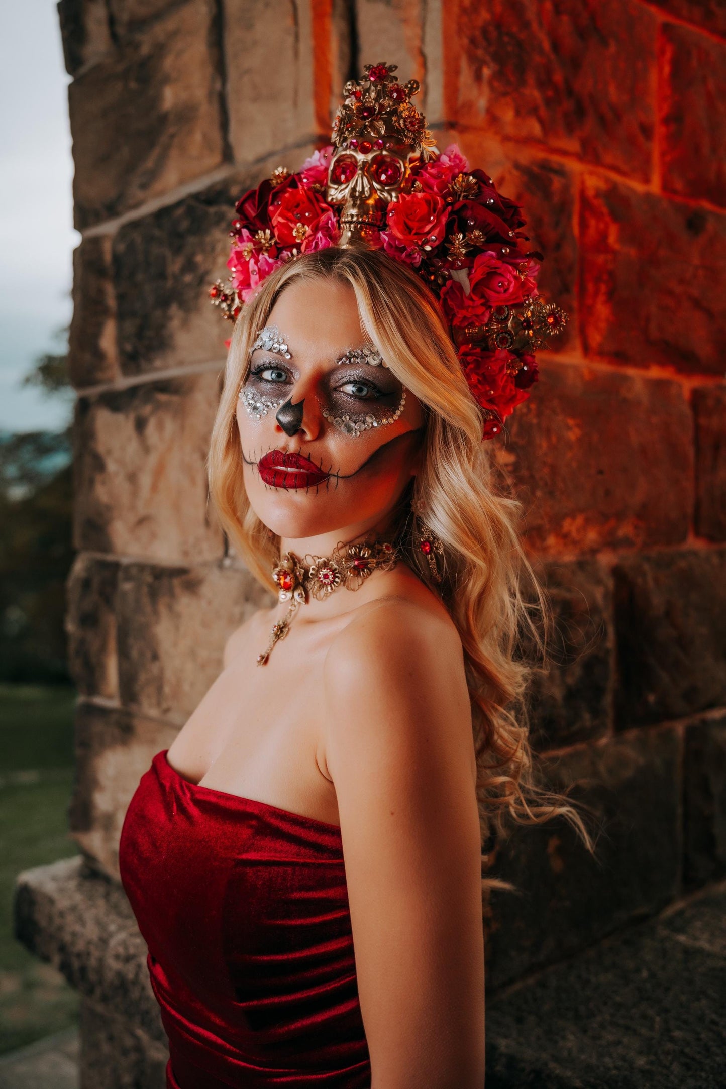 La Catrina Skull Crown, Día de los Muertos Floral Headpiece, Red Pink Gold Flower Crown, Catrina Headdress