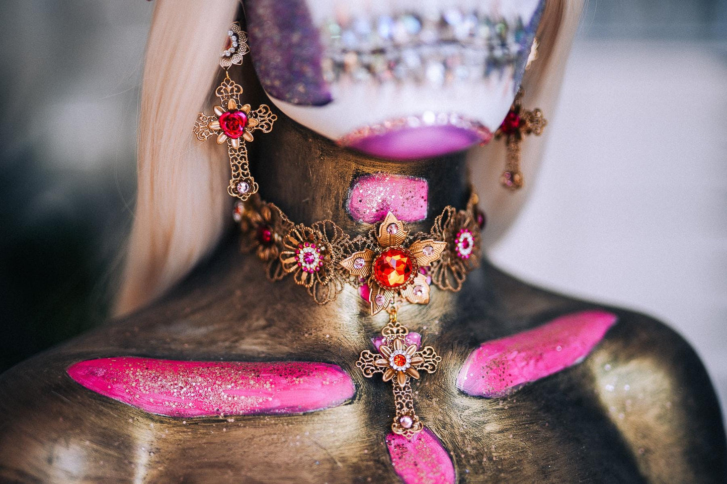 La Catrina Skull Crown, Día de los Muertos Floral Headpiece, Red Pink Gold Flower Crown, Catrina Headdress