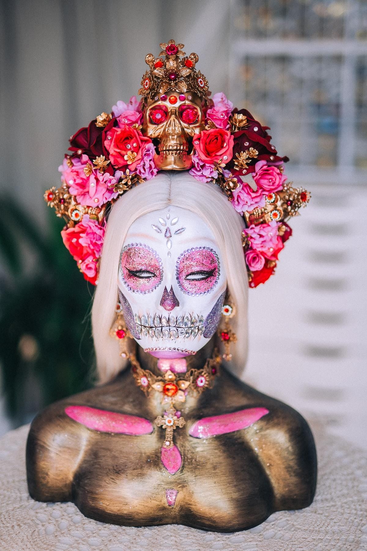 La Catrina Skull Crown, Día de los Muertos Floral Headpiece, Red Pink Gold Flower Crown, Catrina Headdress